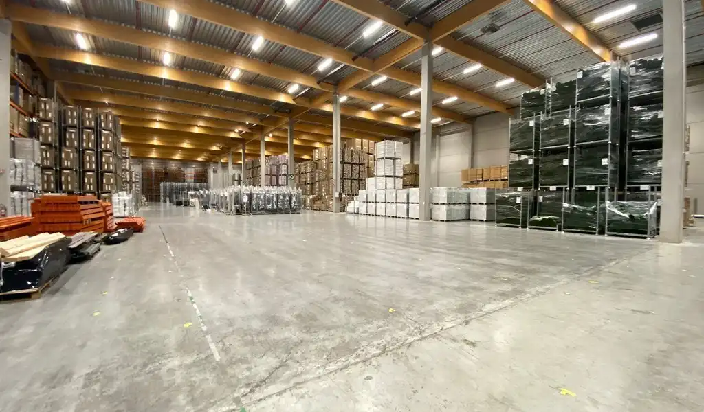 Recent logistiek magazijn te huur in IZ De Hulst Willebroek foto 5