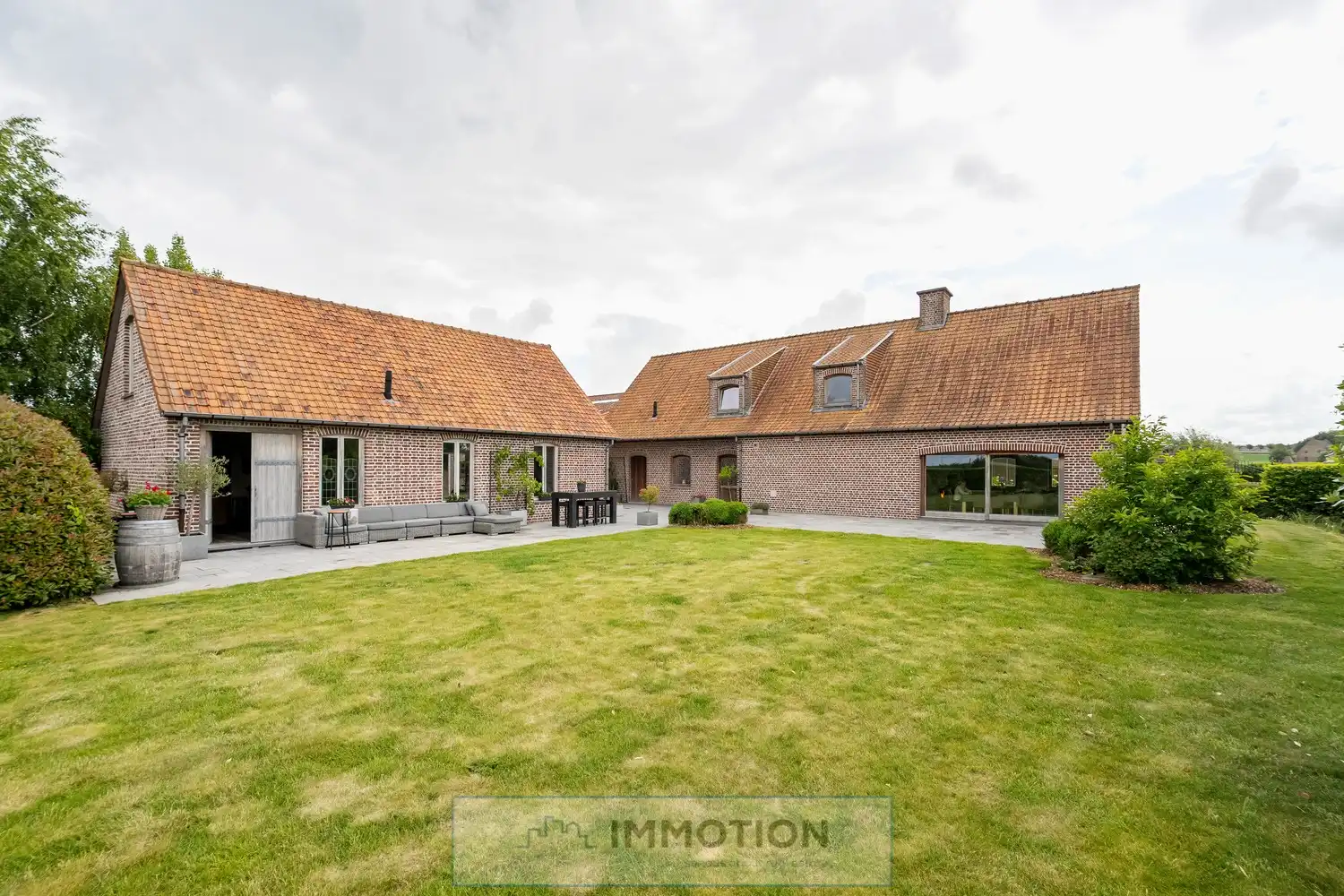 Niké's Hof - Paardenstoeterij met landelijke villa op 3,4 ha foto 17