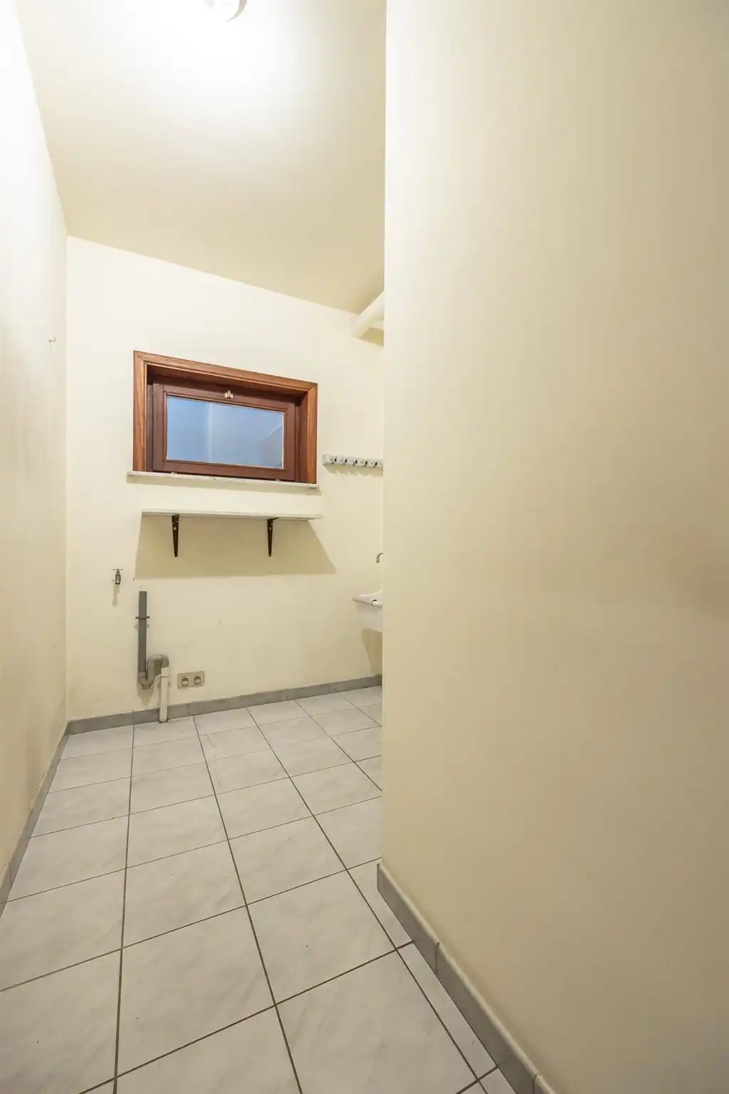 Gelijkvloers appartement met tuin en autostaanplaats foto 13