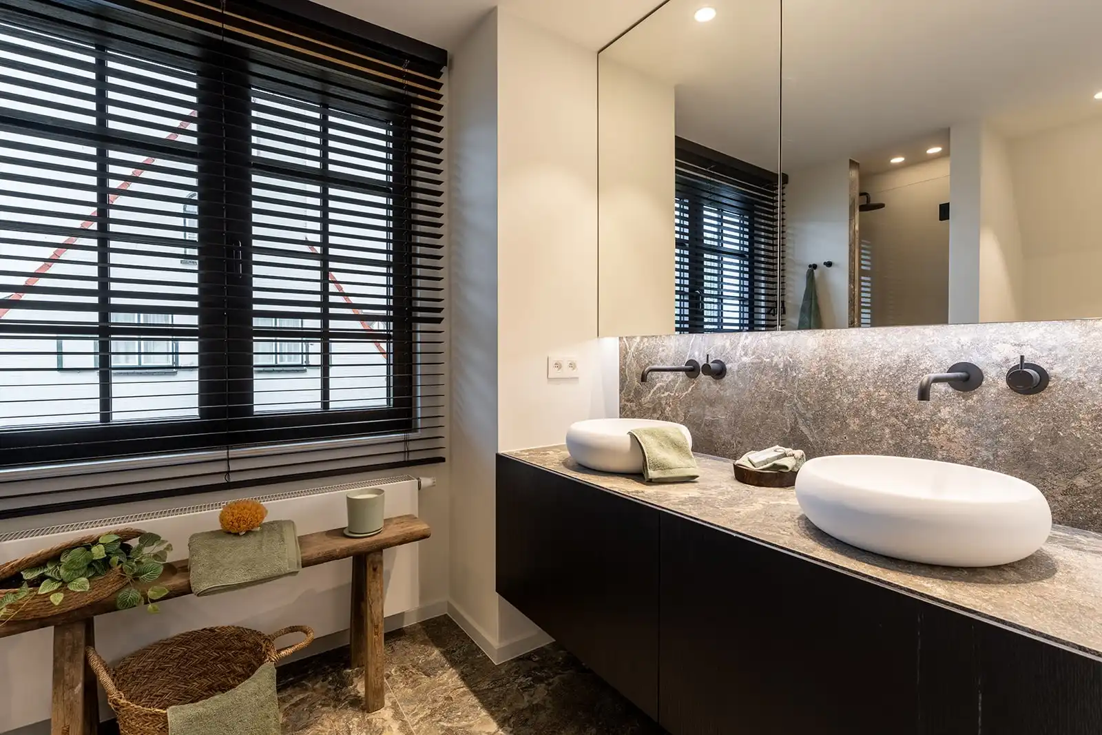 Exclusieve alleenstaande villa met 6 slaapkamers en zwembad aan de rand van Het Zoute. foto 22