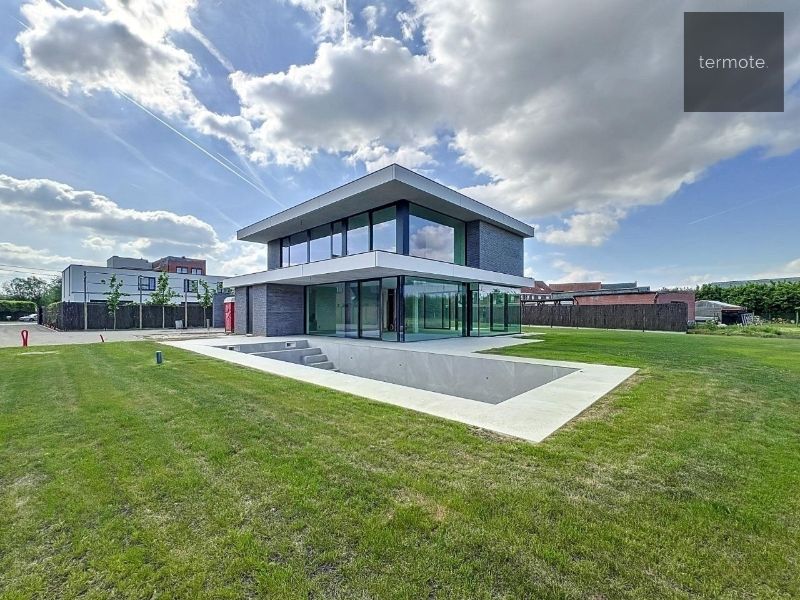 High-end Villa foto {{pictureIndex}}