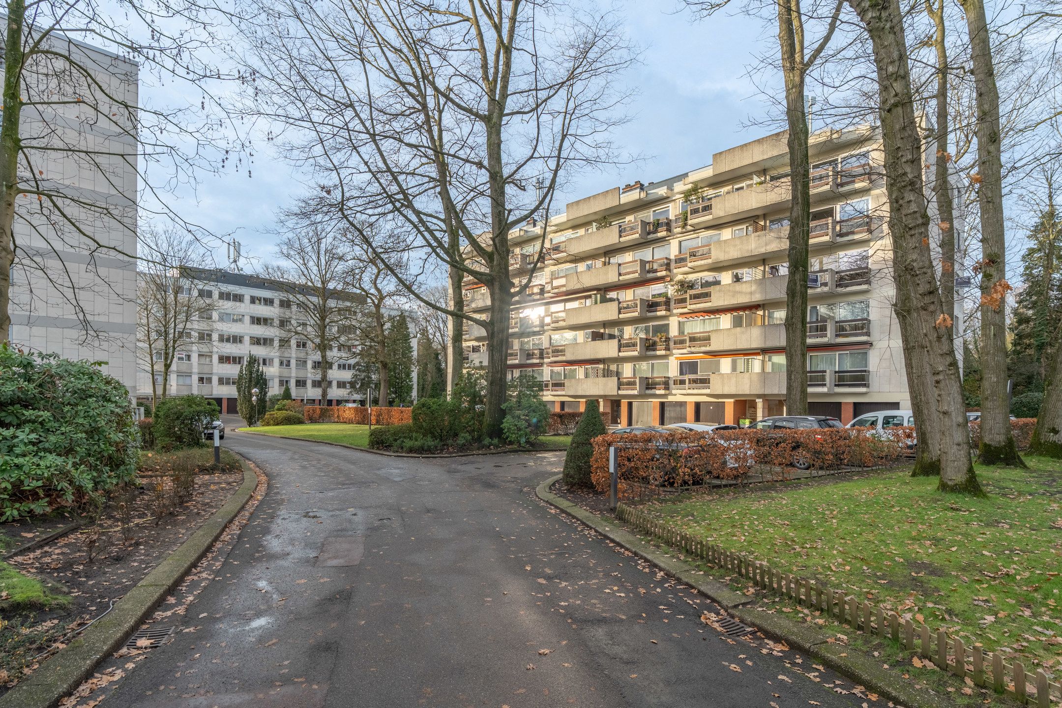 Ruim 3 slaapkamerappartement met terras te Turnhout. foto {{pictureIndex}}