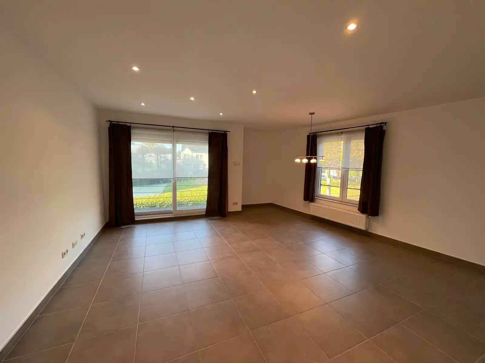 NIEUWERKERKEN - Appartement mét ondergrondse staanplaats foto 2