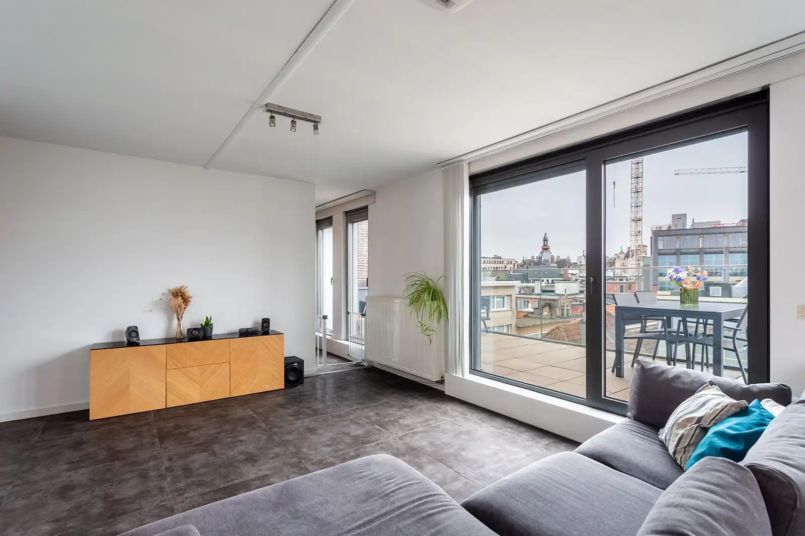 Penthouse met ruime terrassen en prachtige zichten!  foto 20