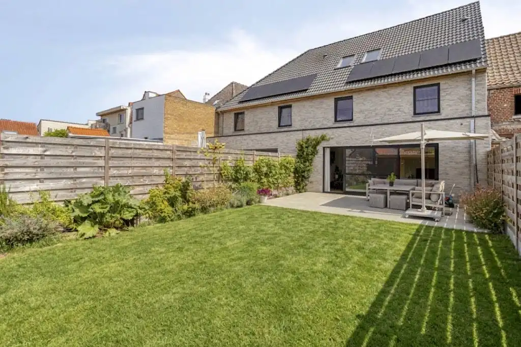 Ruim nieuwbouwhuis met 5 slaapkamers te Sijsele te koop foto 22