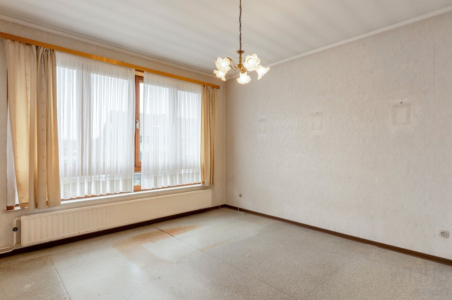 Gesloten bebouwing 219m² met naastliggend bouwgrond 231m² foto 24