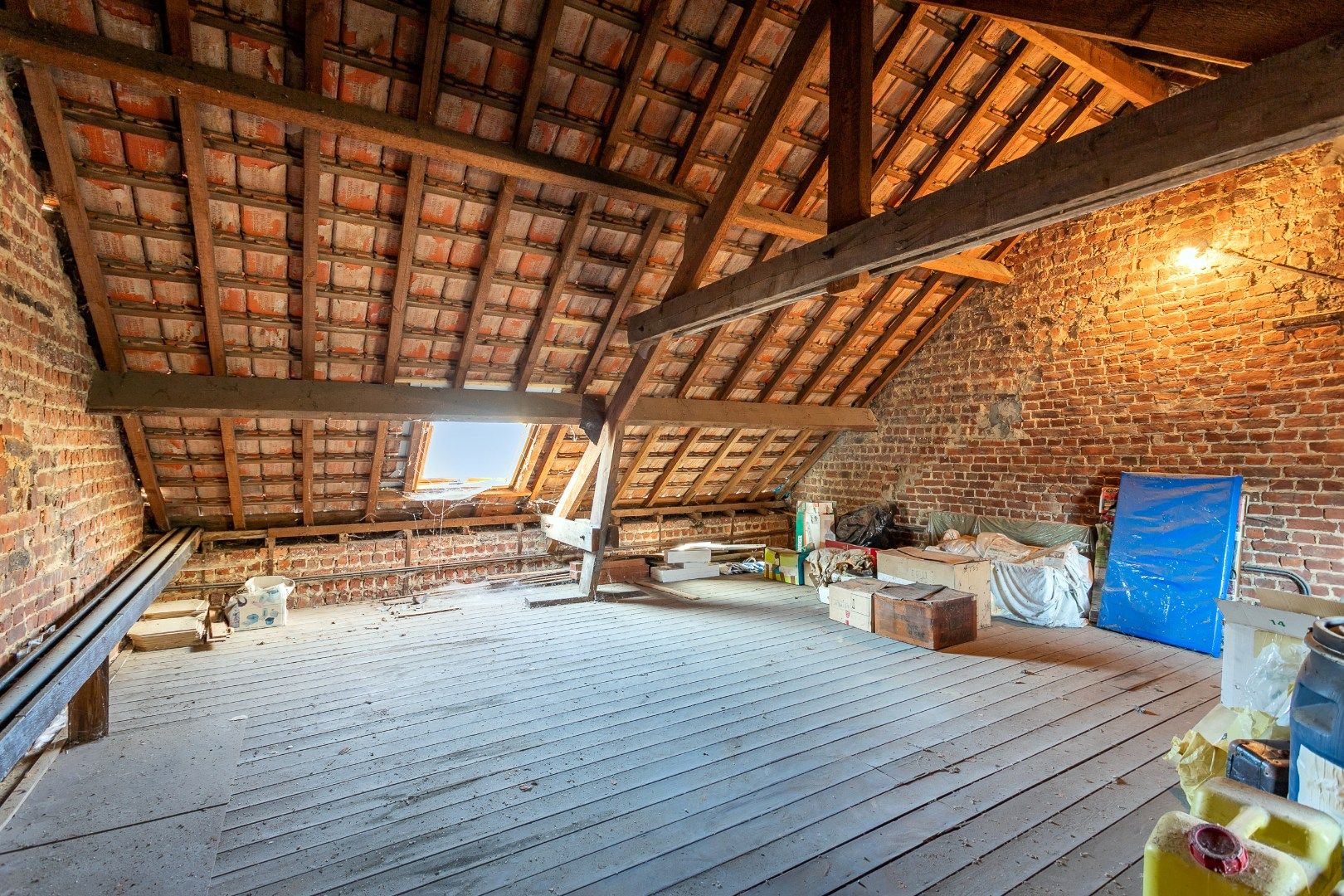 Goed onderhouden woning +-3are, met 2 à 3 slpk, garage en tuin. foto 23