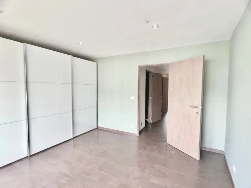 Ruim, instapklaar 3 slpk appartement (160m2)! centrum Deinze foto 7