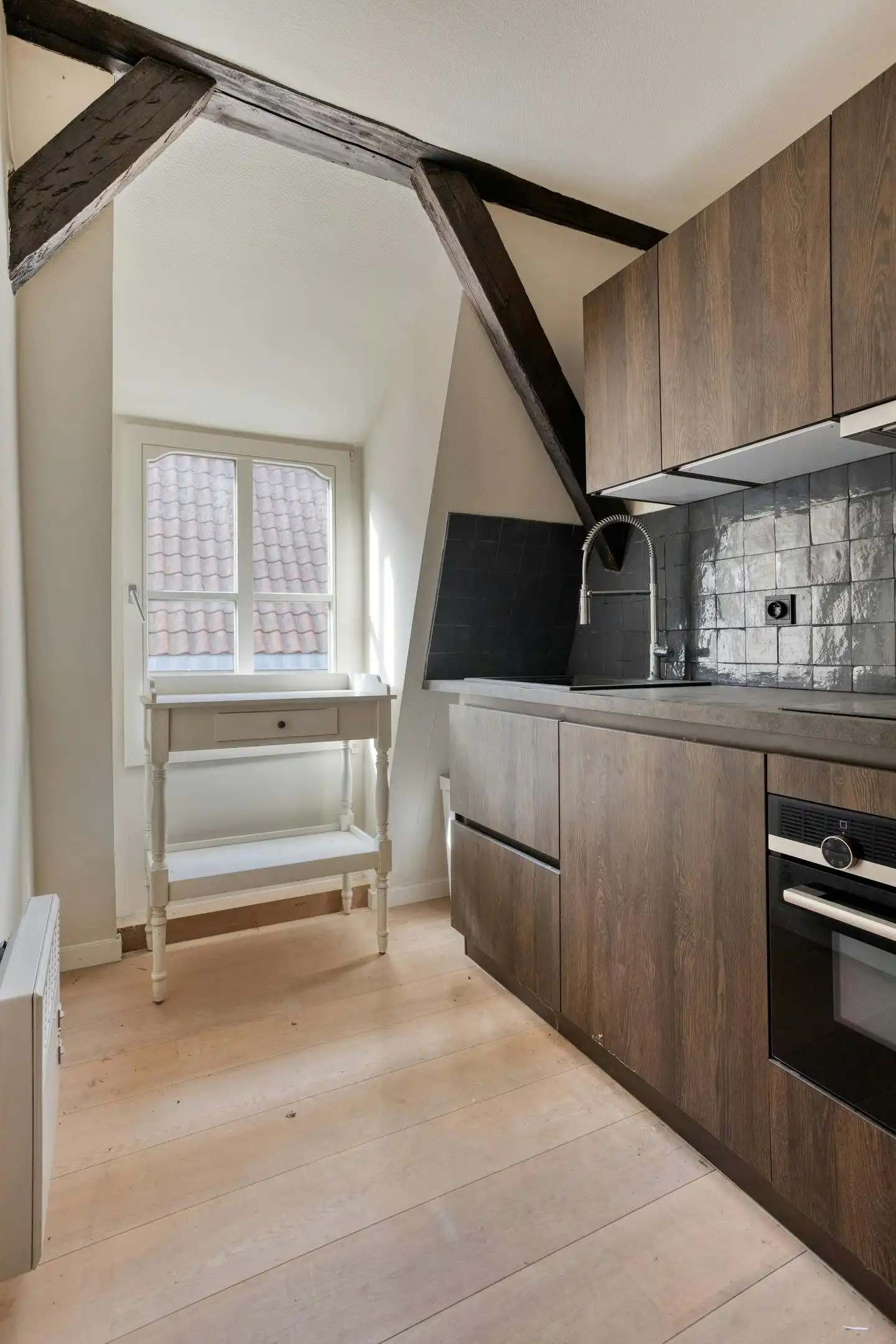Instapklaar appartement te koop met mezzanine in Brugge foto 6