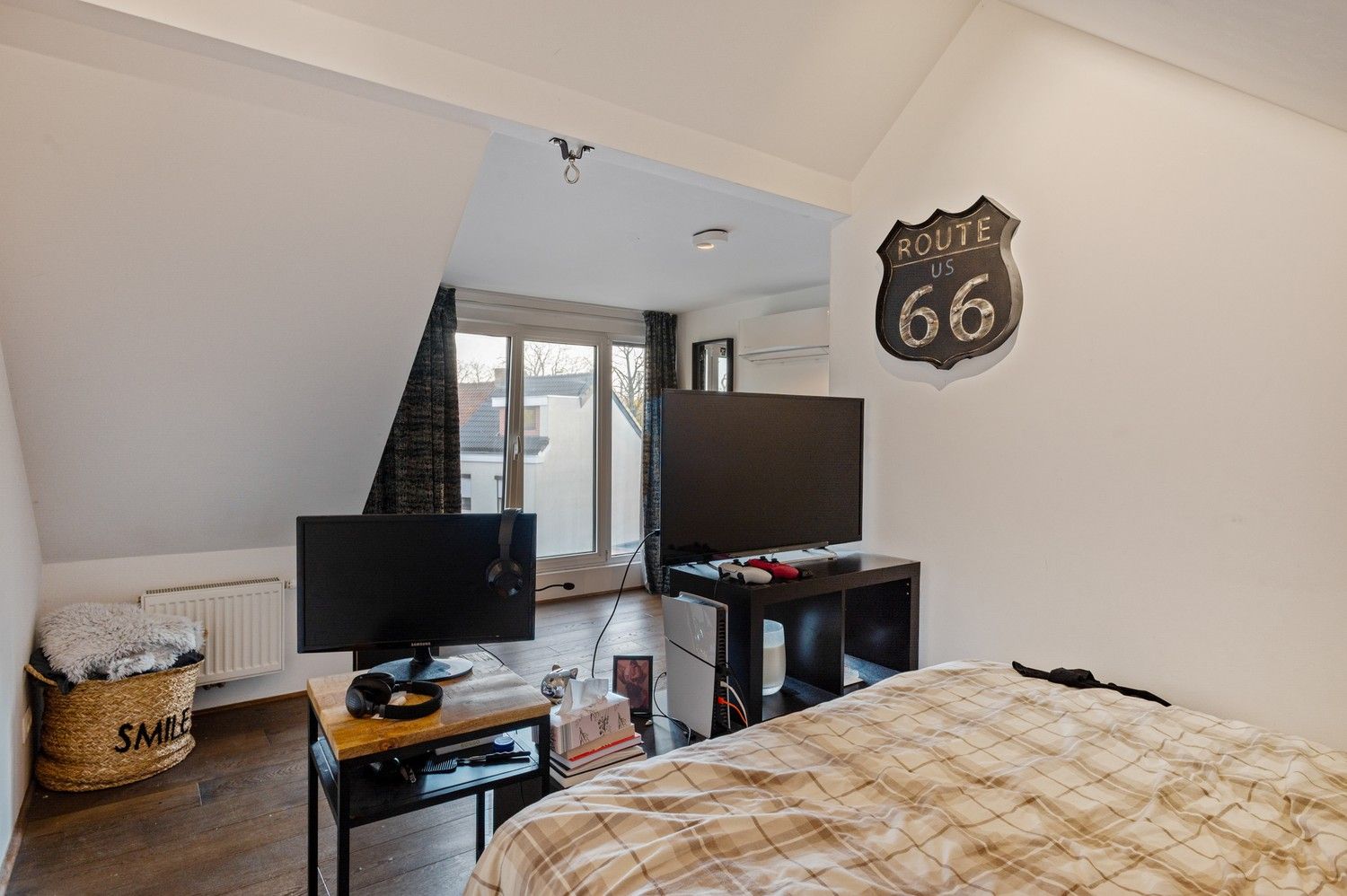 Instapklare woning met 4 slaapkamers, garage en tuin te Berchem! foto 16