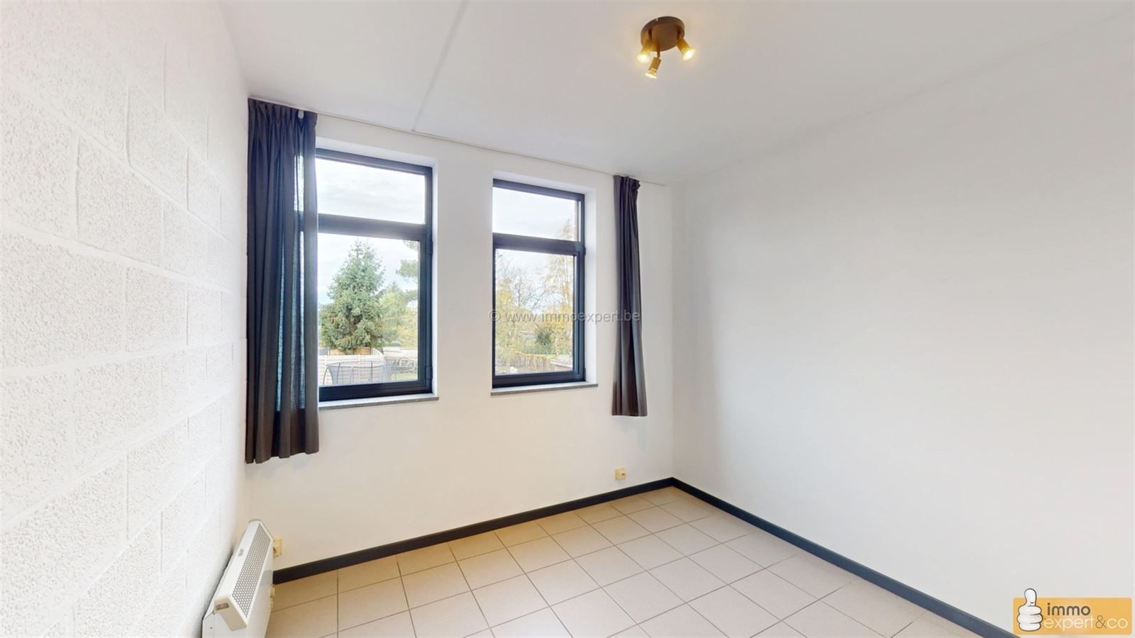 TERNAT: Woning centraal gelegen met 5 slpks en 2 badks foto 20