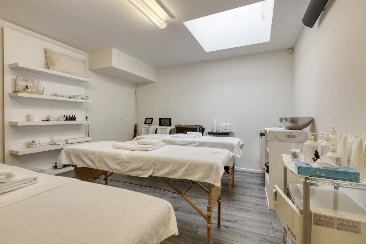 WINKELRUIMTE VAN +/- 80 M²   IN GALERIJ RUBENS IN LANAKEN foto 12