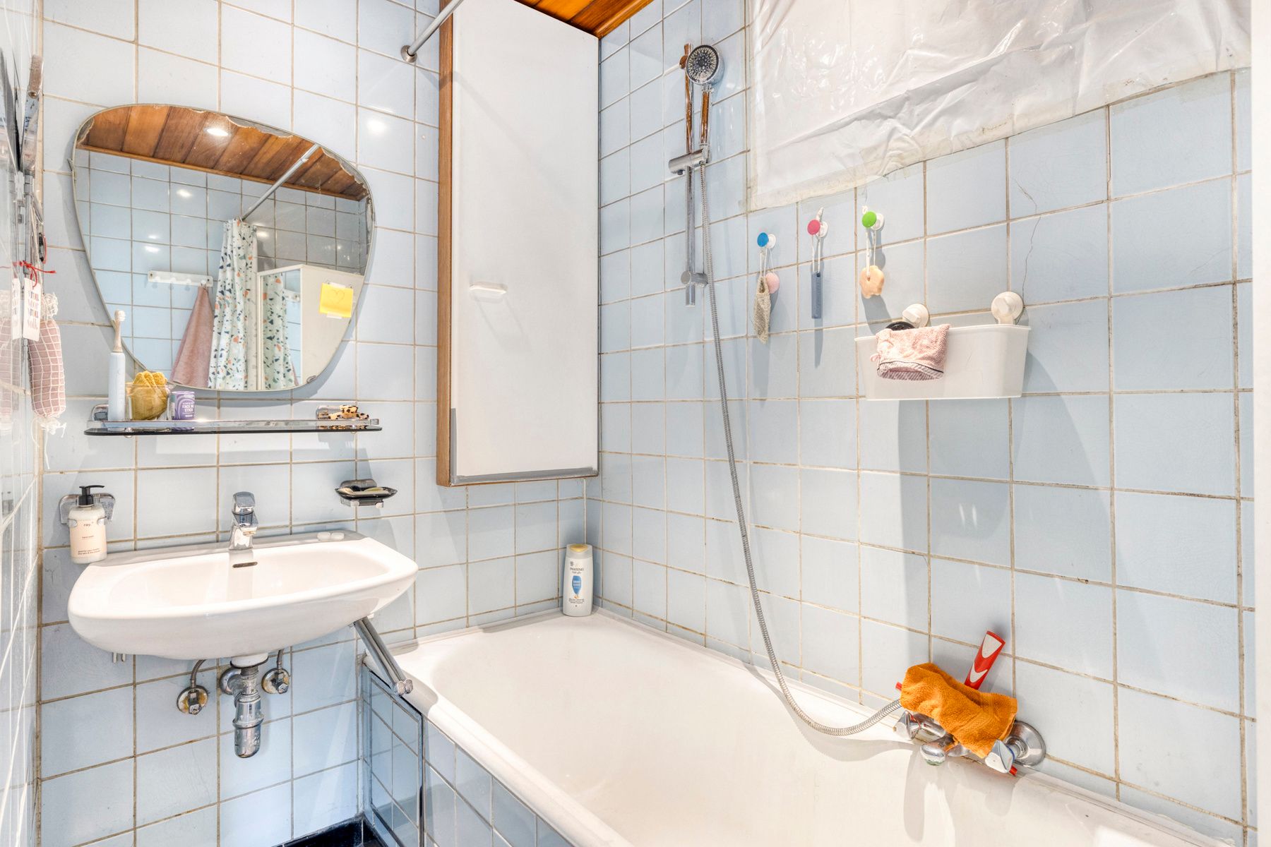 Charmante woning met naastgelegen bouwgrond foto 12