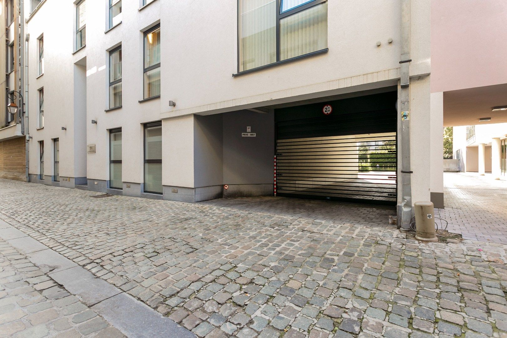 Ondergrondse parkeerplaats te koop centrum Halle foto 4