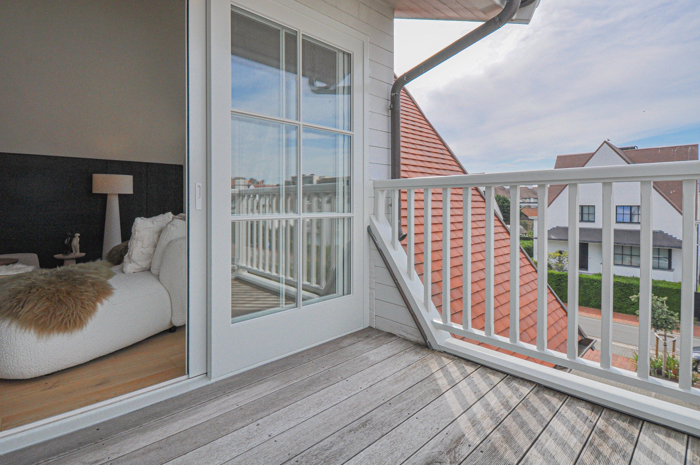 Volledig gerenoveerd appartement met ruime zonneterrassen. foto 12