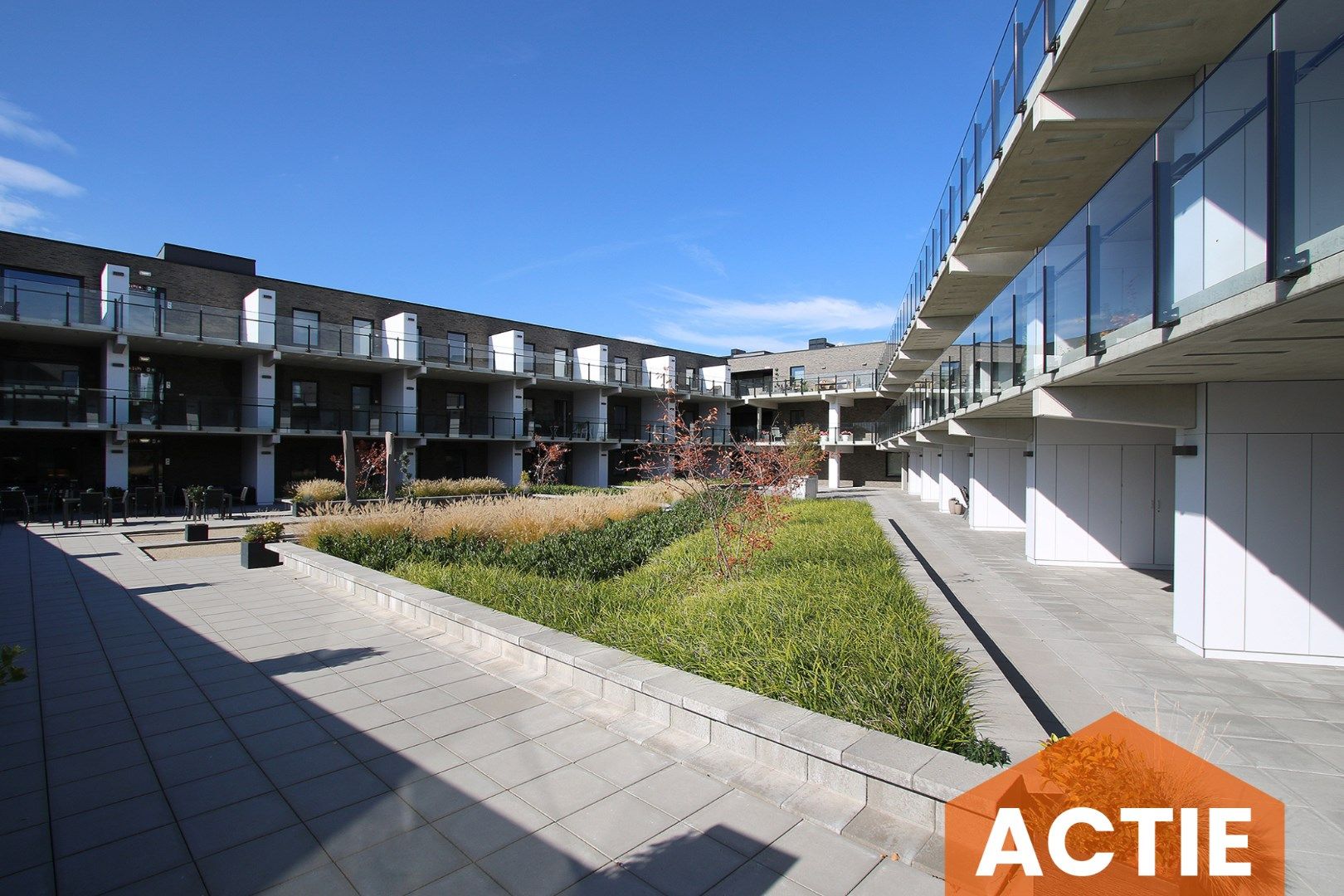 Nieuwbouwappartement van 83,19m² met één slaapkamer foto {{pictureIndex}}
