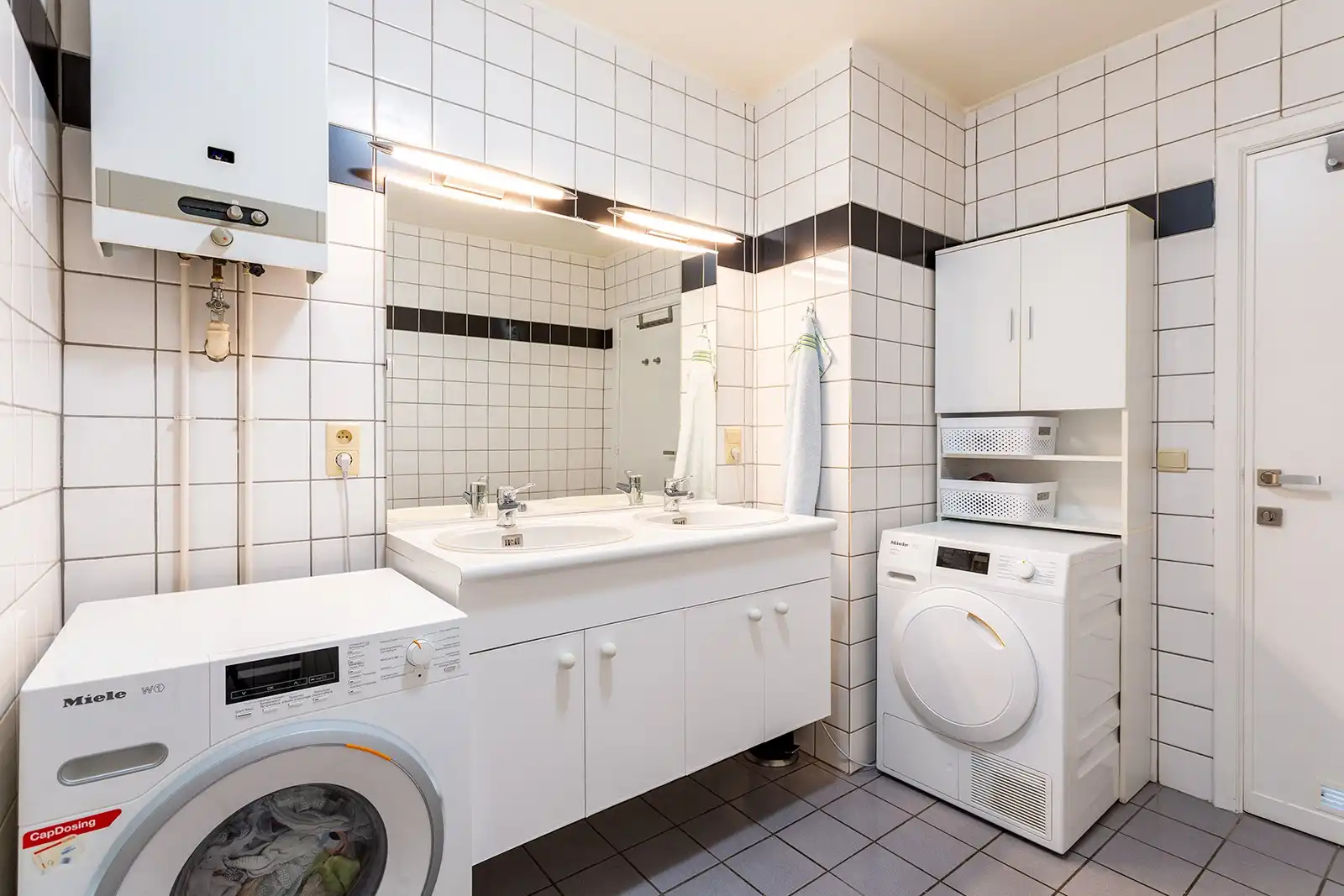 Ruim 3-slaapkamerappartement nabij Rivierenhof foto 18