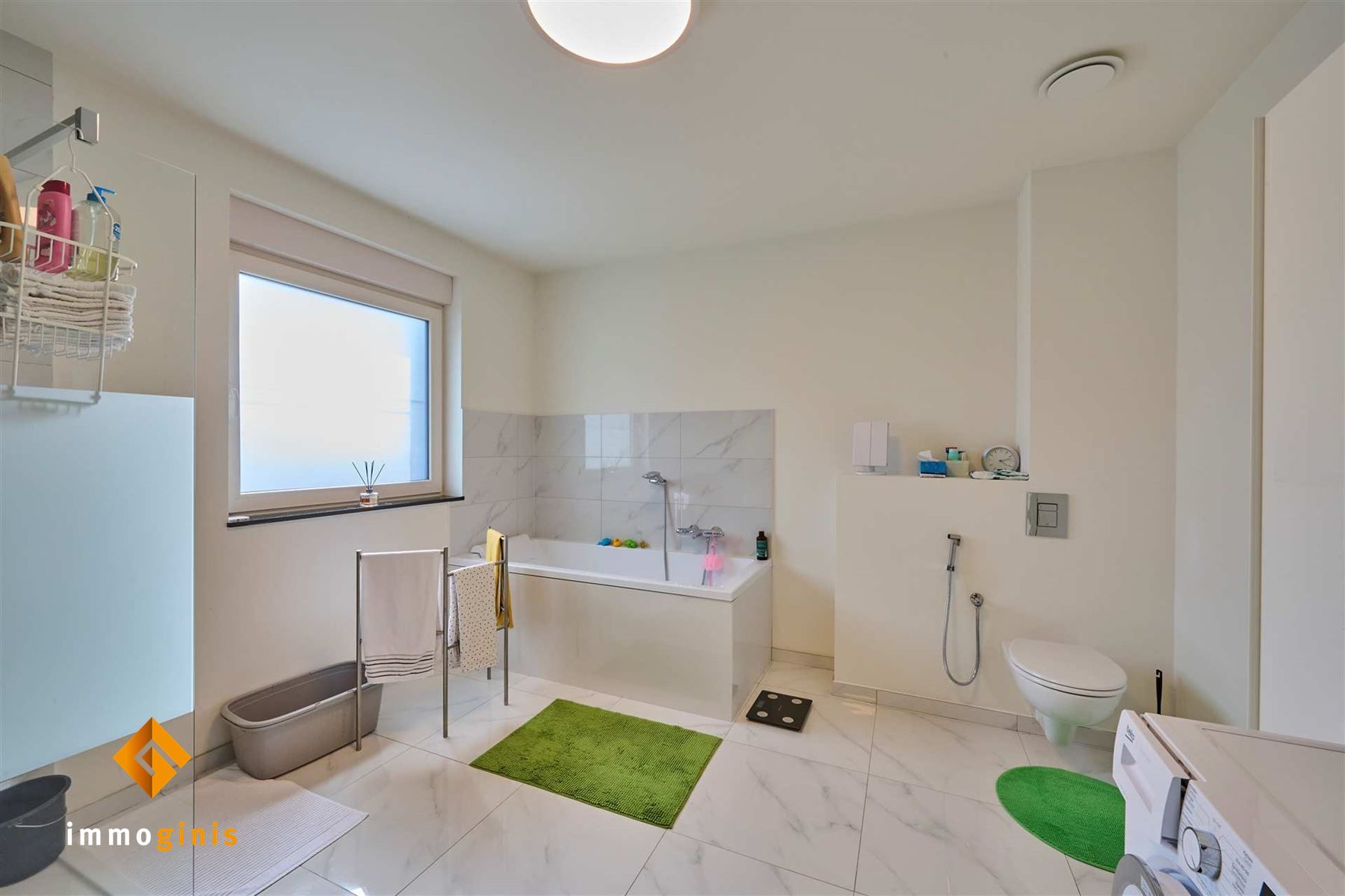 Zéér ruime (289 m²), energiezuinige woning met 5 (mogelijk 7) slpks! foto 12