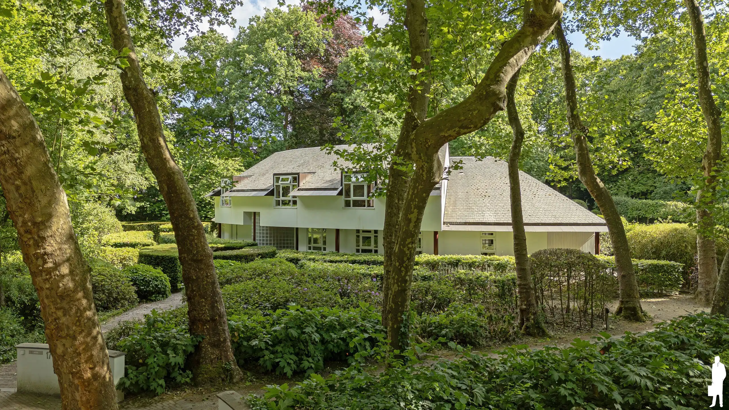 Hoofdfoto van de publicatie: Charmante villa op gegeerde locatie
