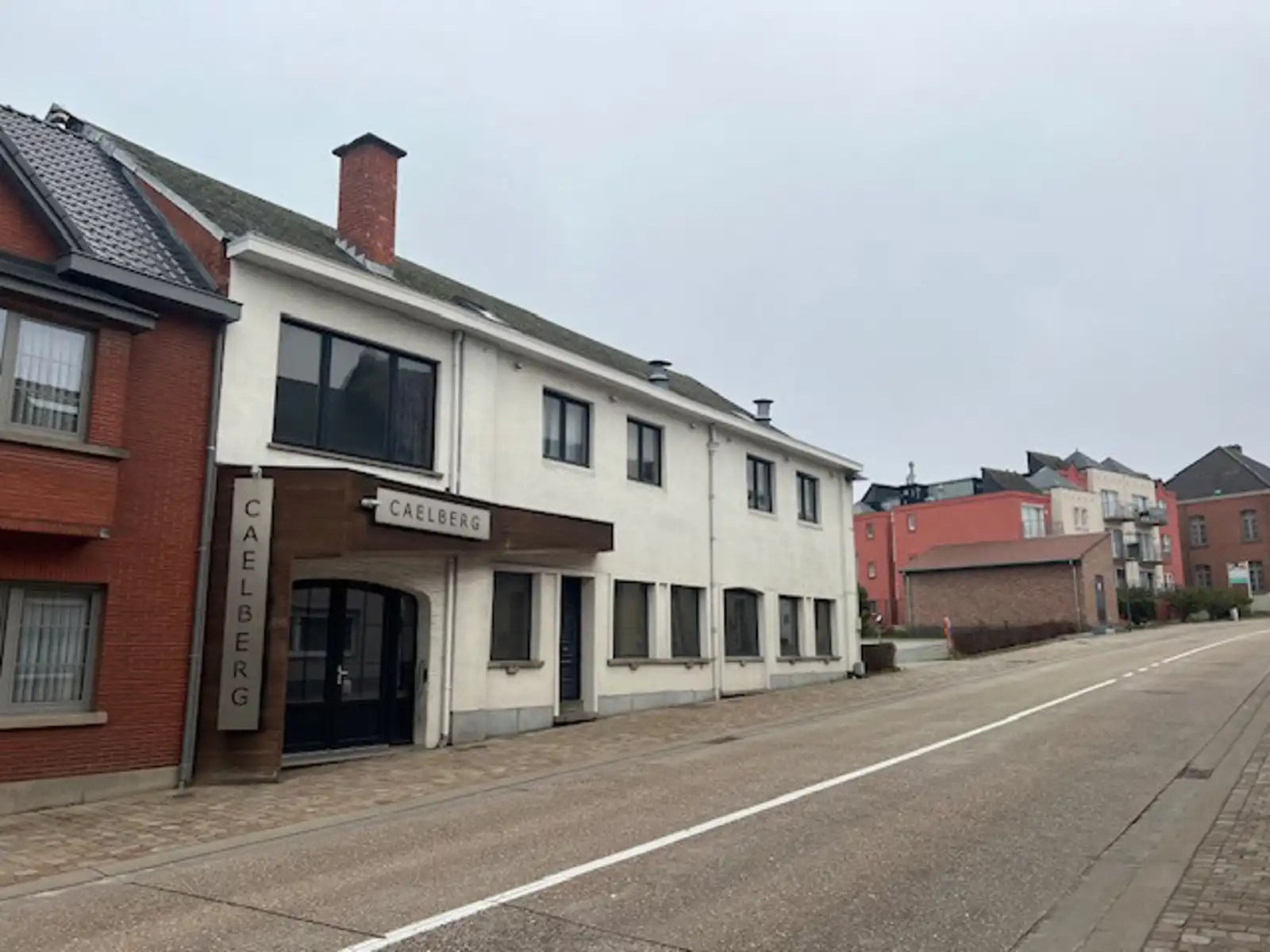 Projectgrond (vroegere feestzaal met woonst en parking) foto 4