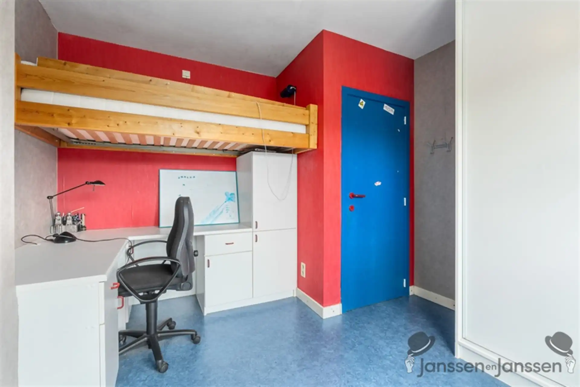 Woning met 3 slaapkamers en verwarmd zwembad foto 13