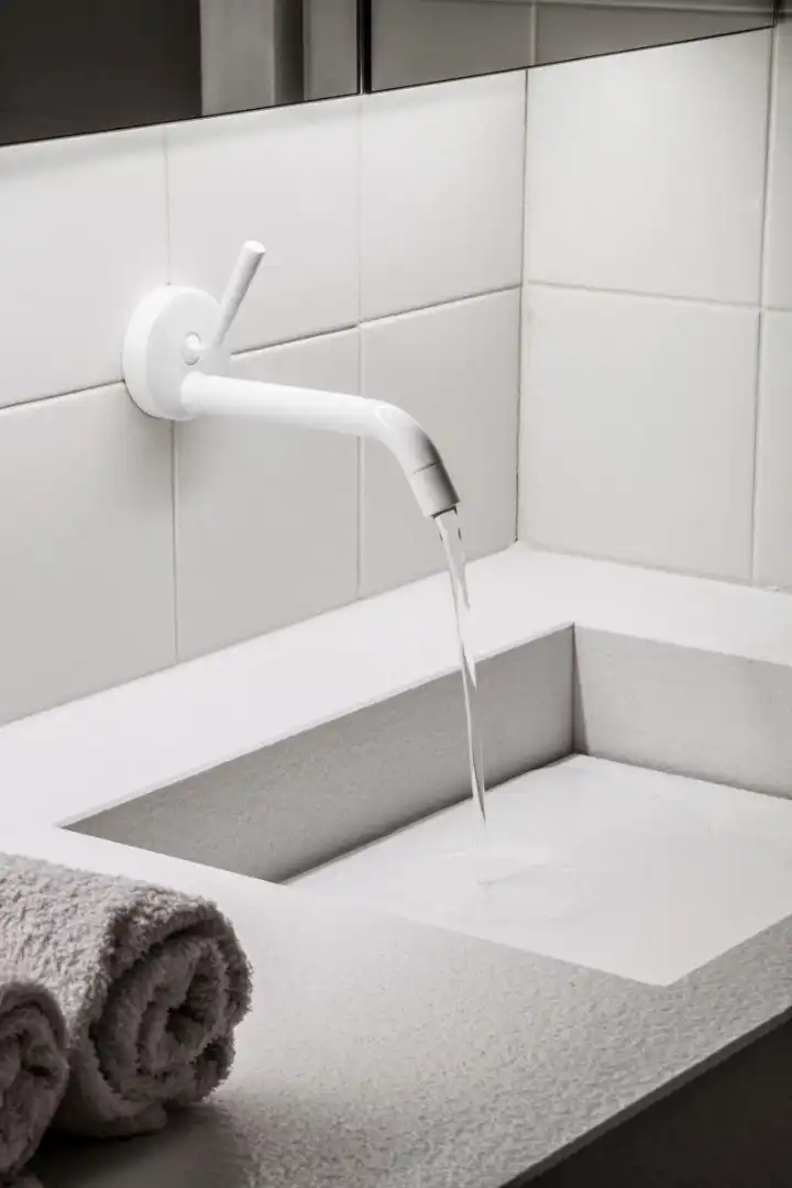 Uniek rolstoelvriendelijk en gemeubeld gelijkvloers appartement met terras dankzij hoogstaande architectuur  foto 9