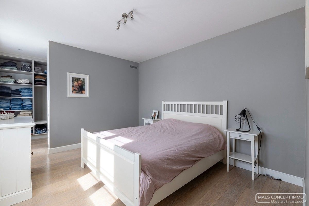 Instapklare woning met 4 slaapkamers in Zulte foto 12