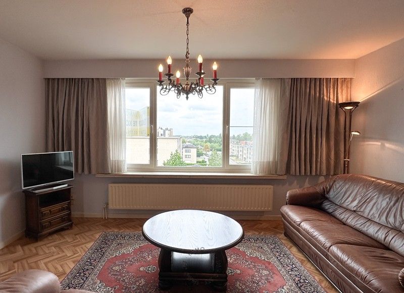 Instapklaar appartement met twee slaapkamers, terras en optionele garagebox in Sint-Niklaas foto 5