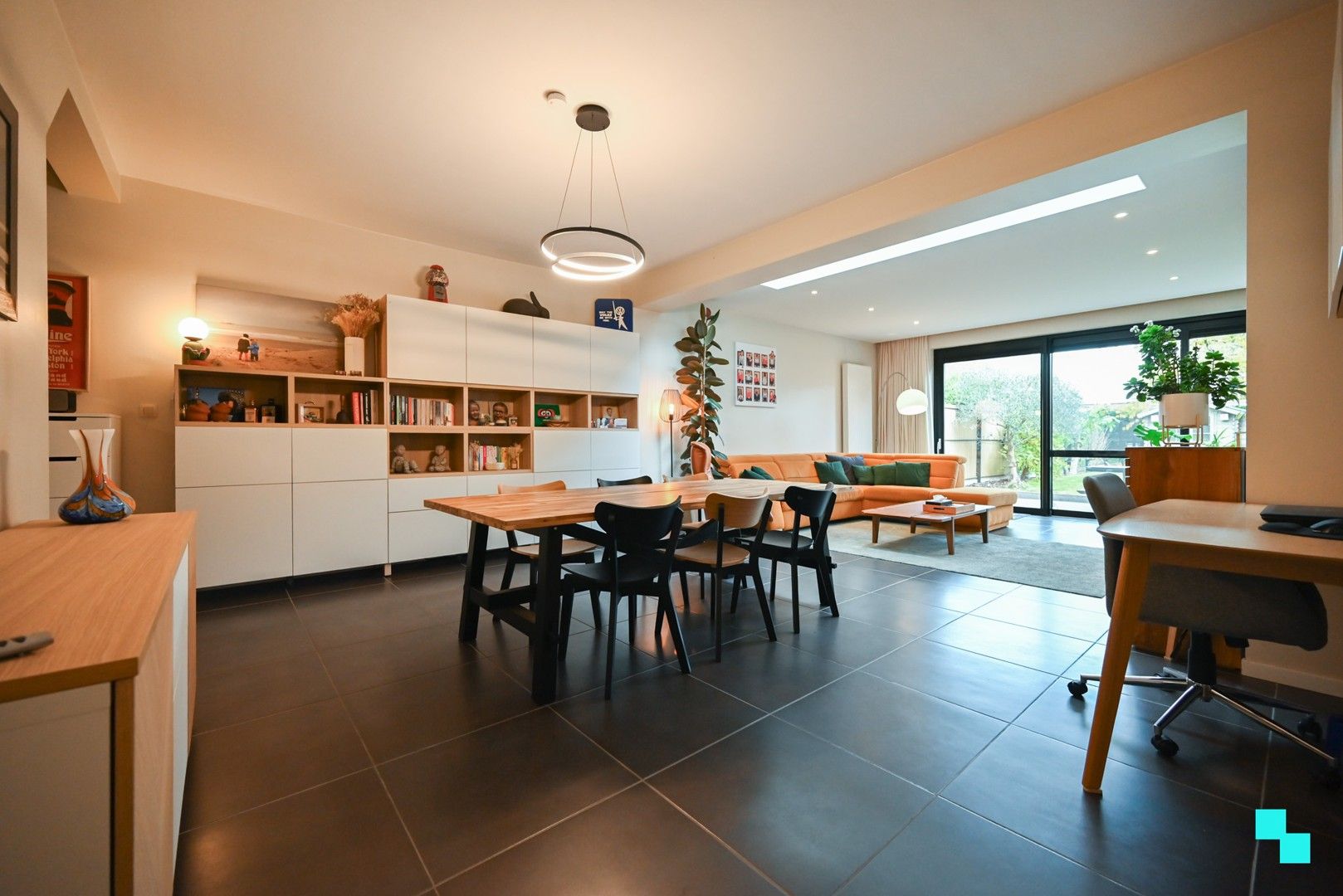 Verrassend ruime, instapklare ééngezinswoning te Izegem foto 8