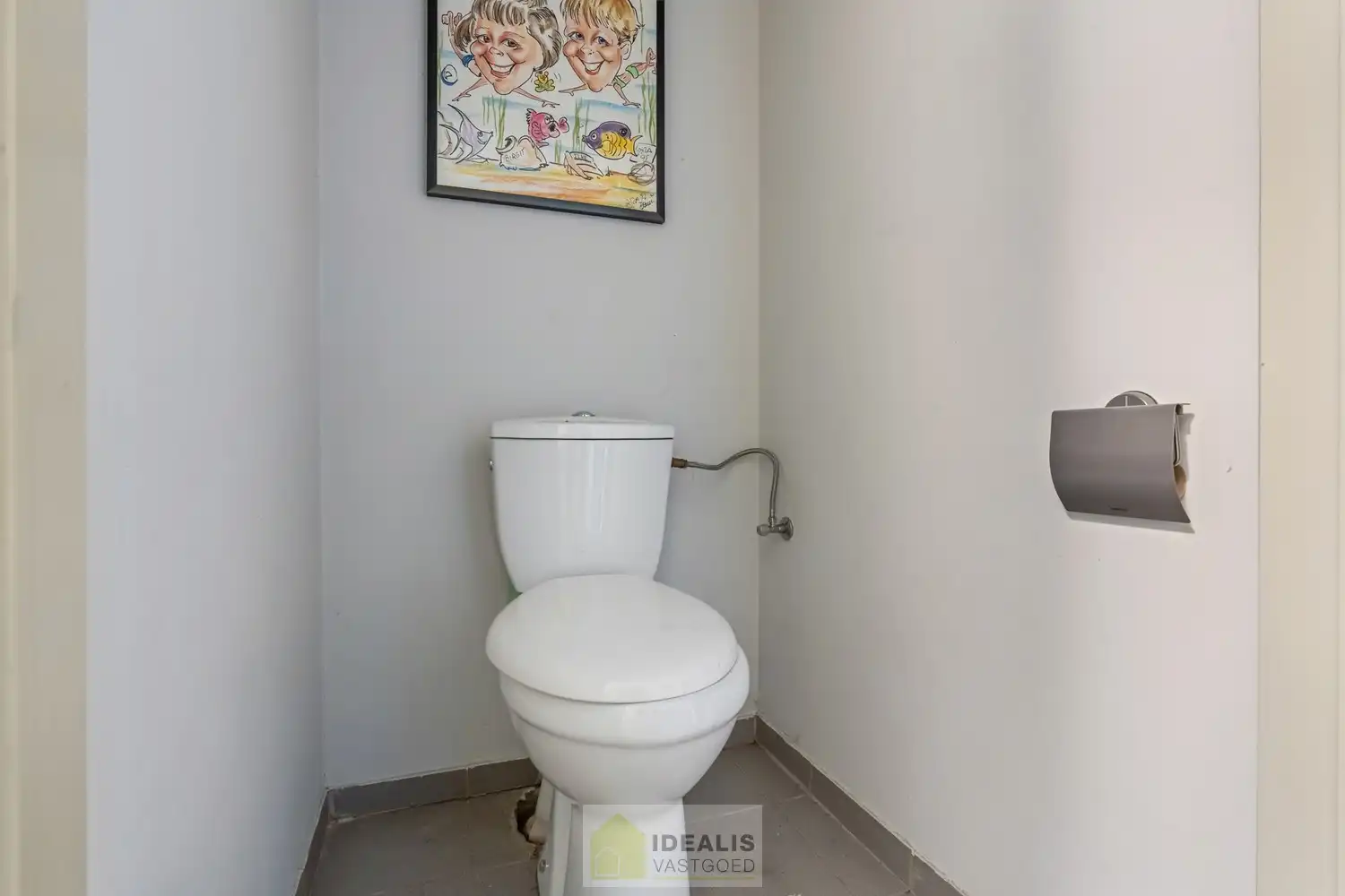 IDEALIS VASTGOED – CHARMANTE EENGEZINSWONING TE WIJCHMAAL, PEER! Deze woning omvat ca. 70m² bewoonbare oppervlakte op een perceel van ca. 1a33ca met op het gelijkvloers woonkamer en keuken en op de verdieping slaapkamer, nachthal en badkamer. Uiterst geschikt voor kandidaten op zoek naar een betaalbare woning. foto 9