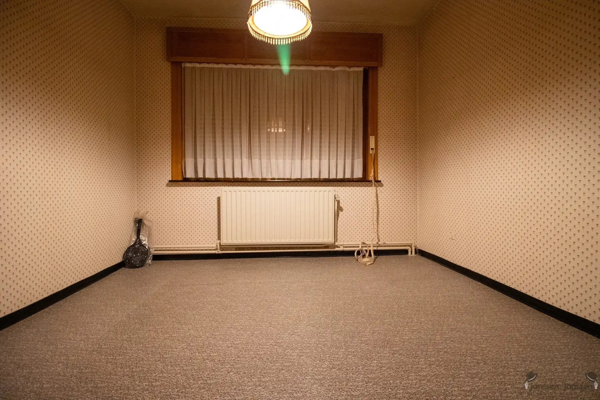 Te renoveren woning met 3 slaapkamers op 643 m² foto 17