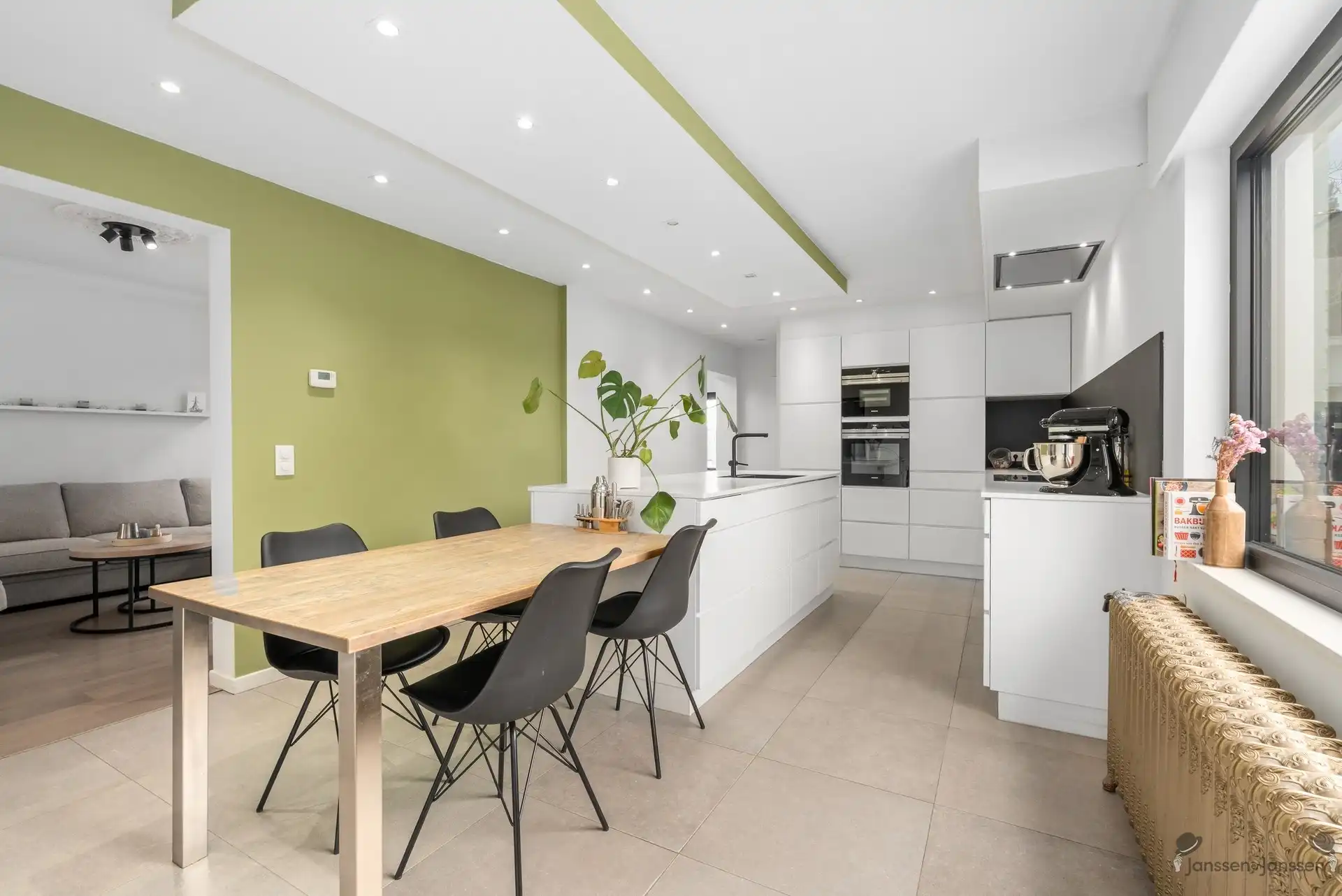 Gerenoveerde woning met 3 slaapkamers te Tessenderlo foto 10