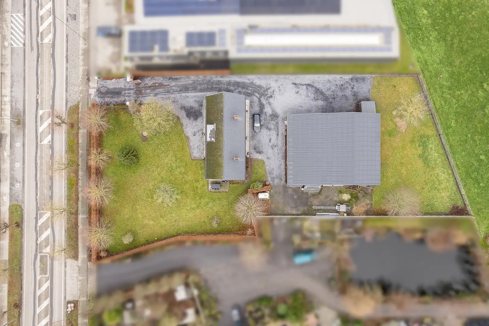 Woning met vernieuwde loods in Gits foto 21