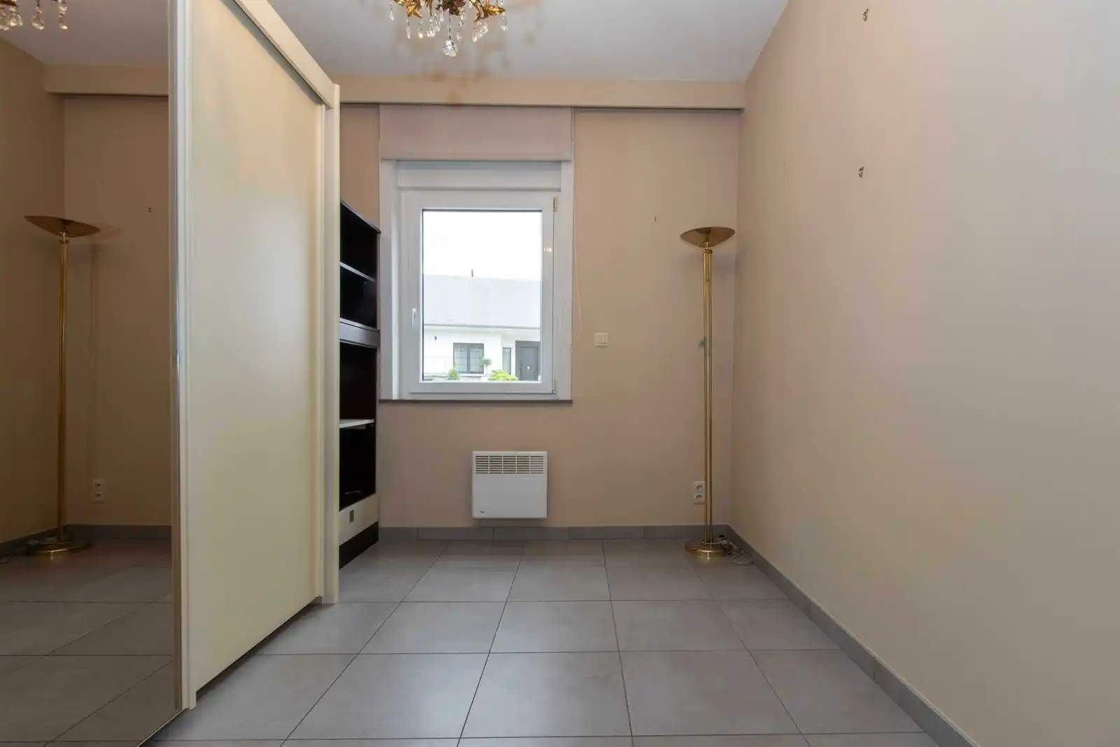Gelijkvloers appartement centrum Sint-Pieters-Leeuw foto 14