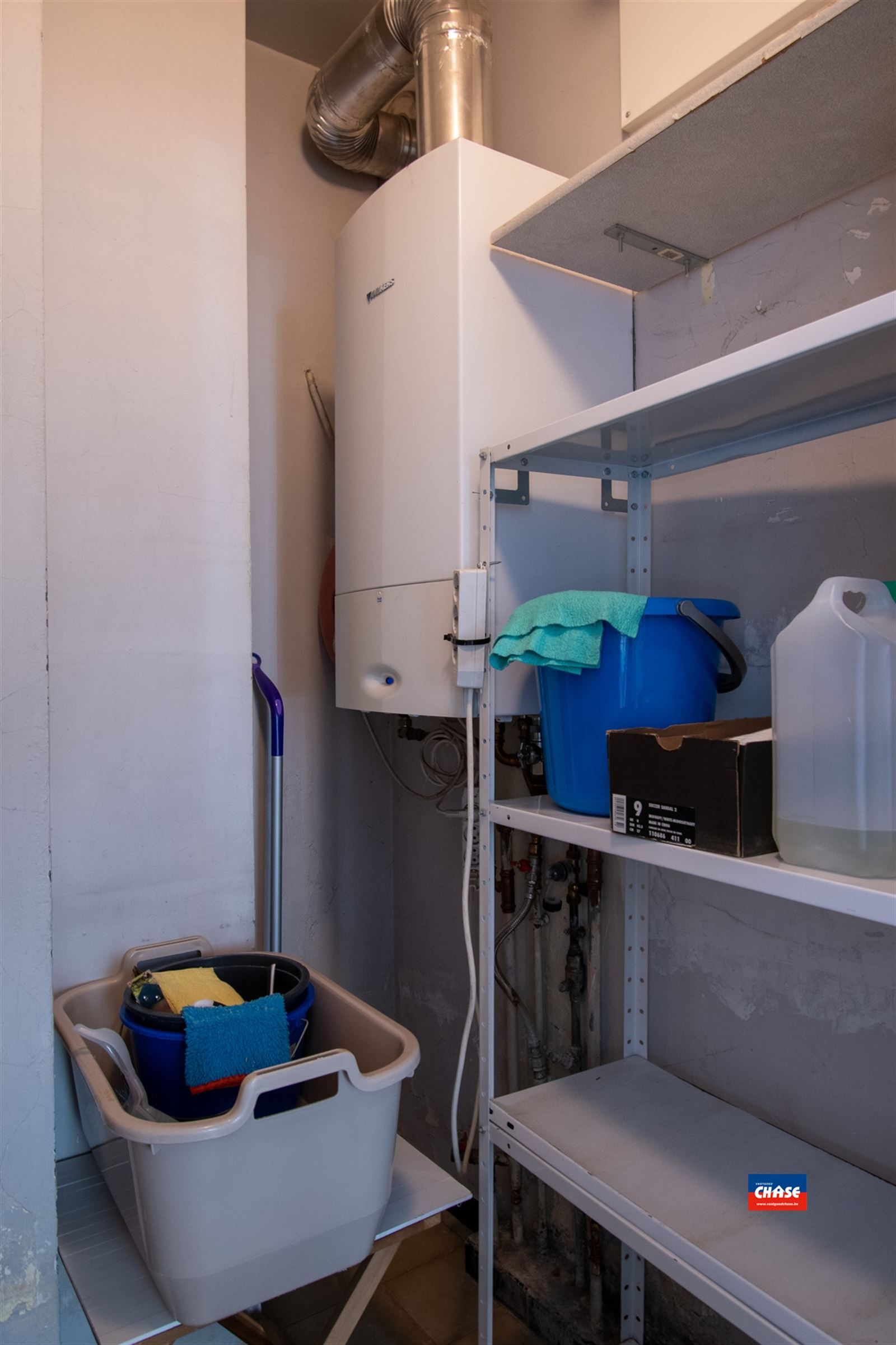 Gelijkvloersappartement met 2 slaapkamers, groot terras en autostaanplaats foto 16
