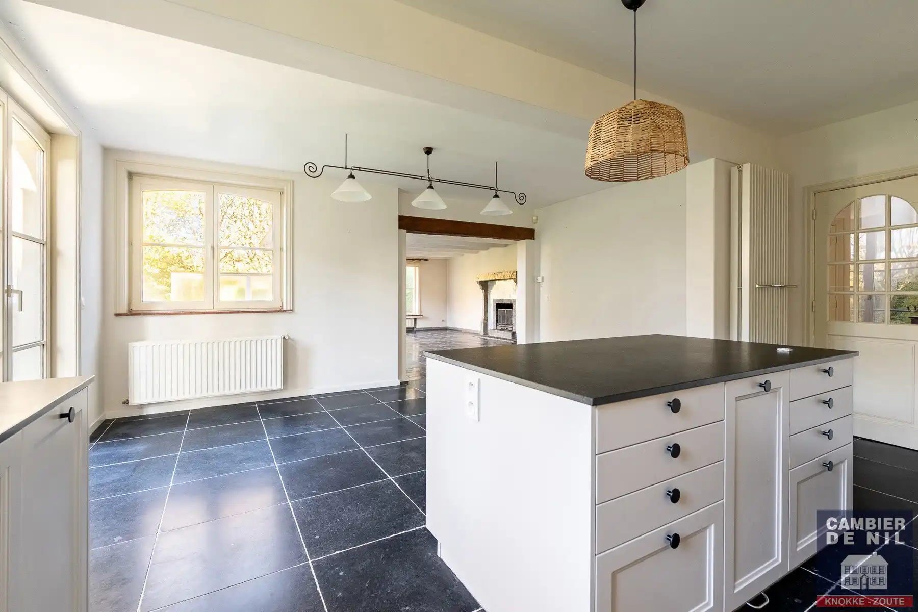 Charmante, ongemeubelde, vrijstaande villa in 2de lijn  in het zoute Zoute nabij de zee & tennis foto 10