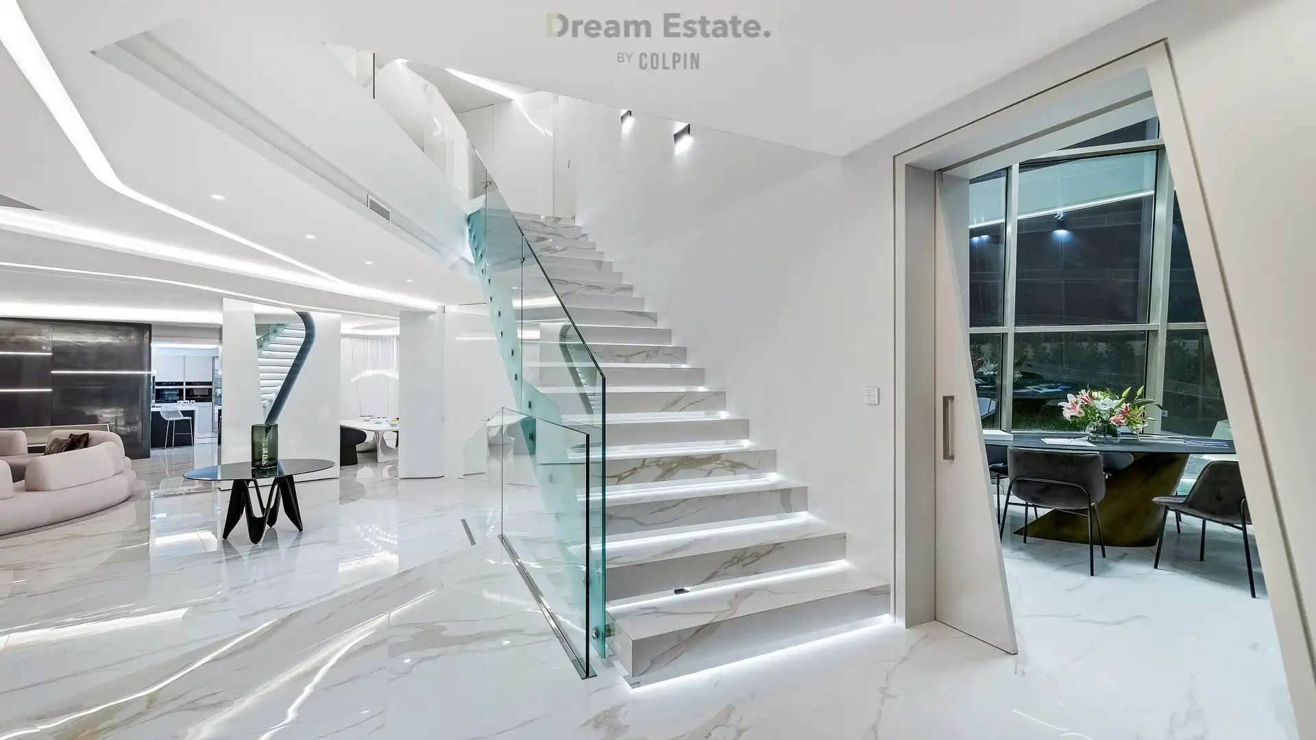 Hypermoderne frontline villa in Los Monteros foto 10