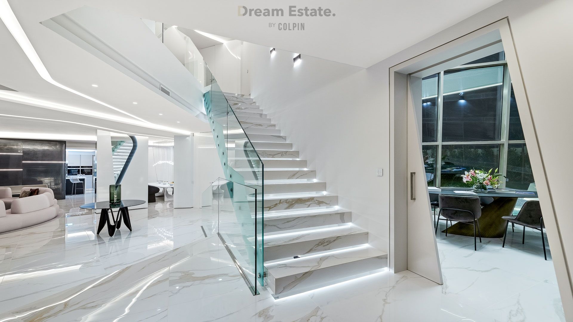 Hypermoderne frontline villa in Los Monteros foto 10