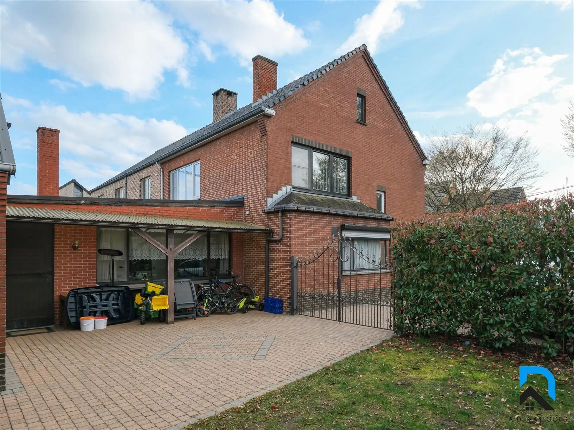 Halfopen bebouwing in Diepenbeek op ruim perceel foto 25