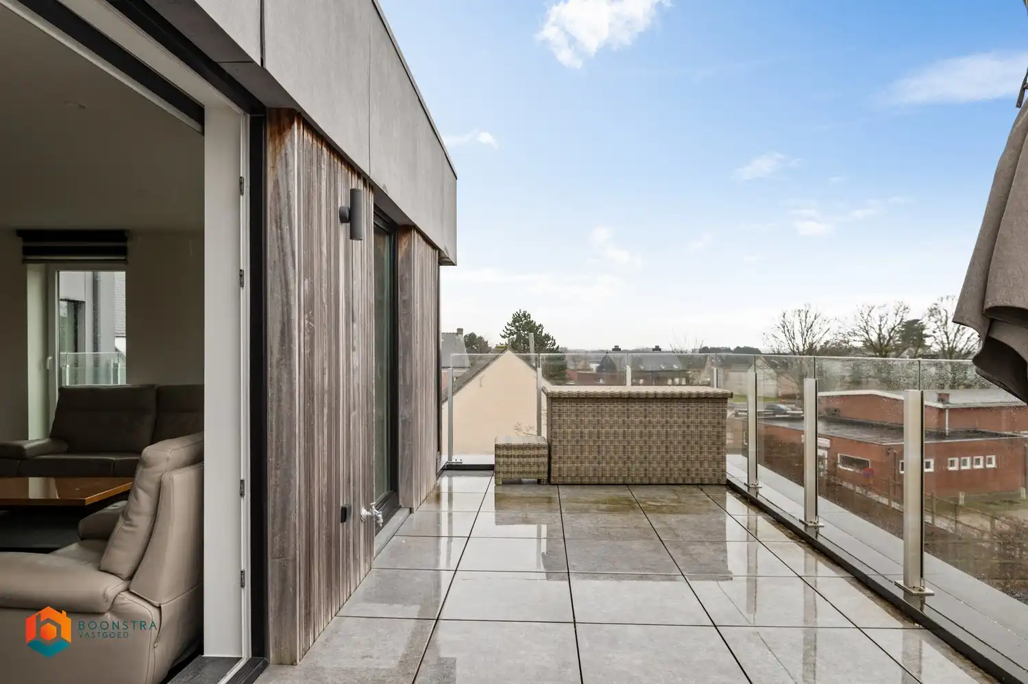 Prachtige penthouse met 2 slpkrs en 4 terrassen in centrum Beerzel foto 9