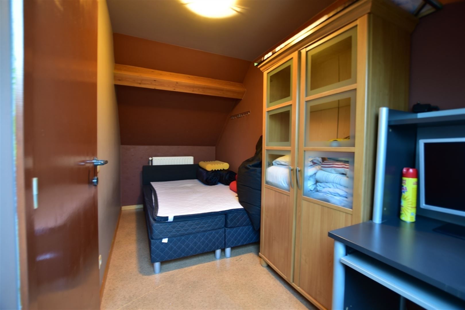 Instapklaar 2-slaapkamerappartement centrum Baasrode foto 12