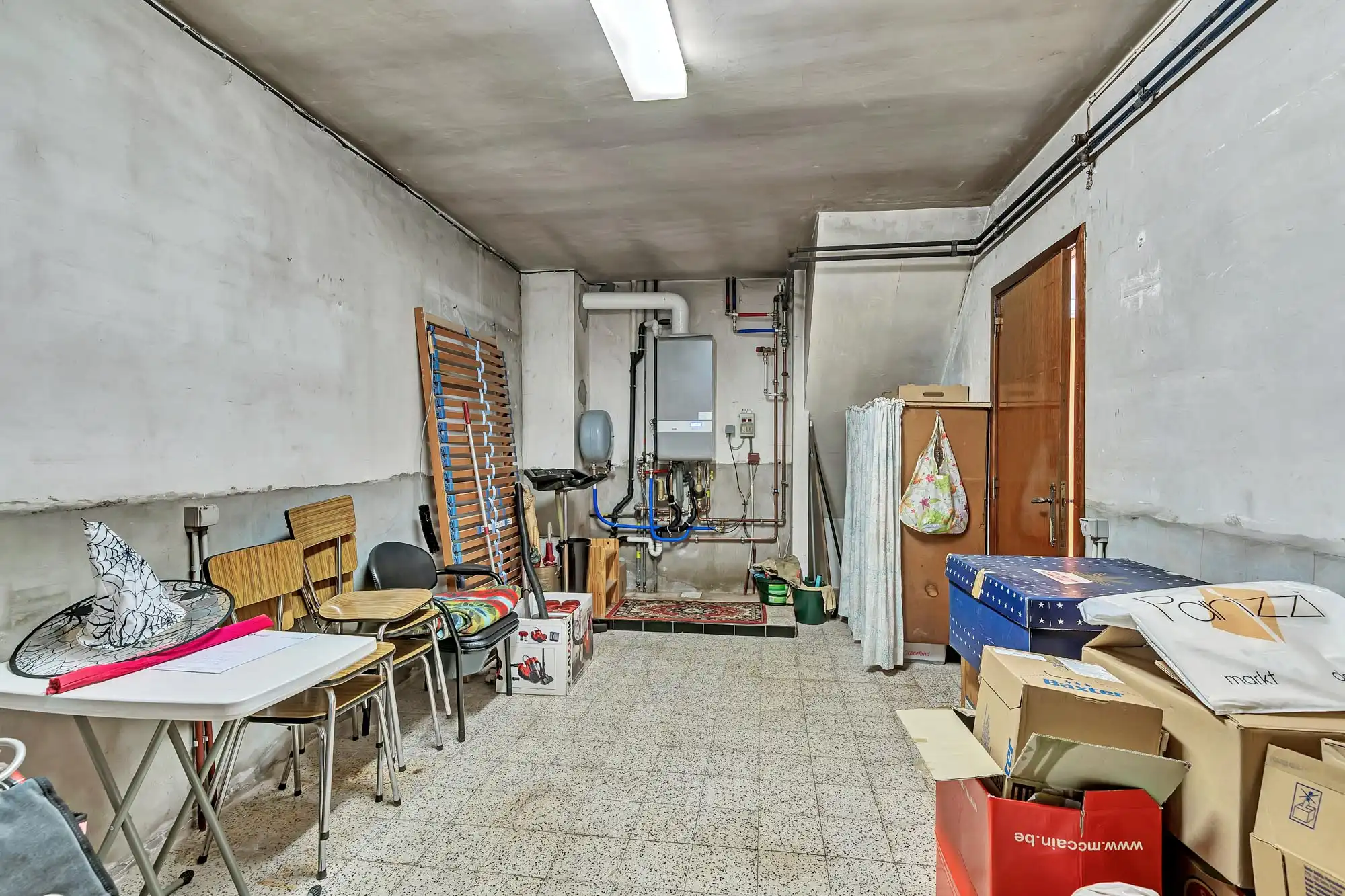 Woning met potentieel en commerciële ruimte foto 14