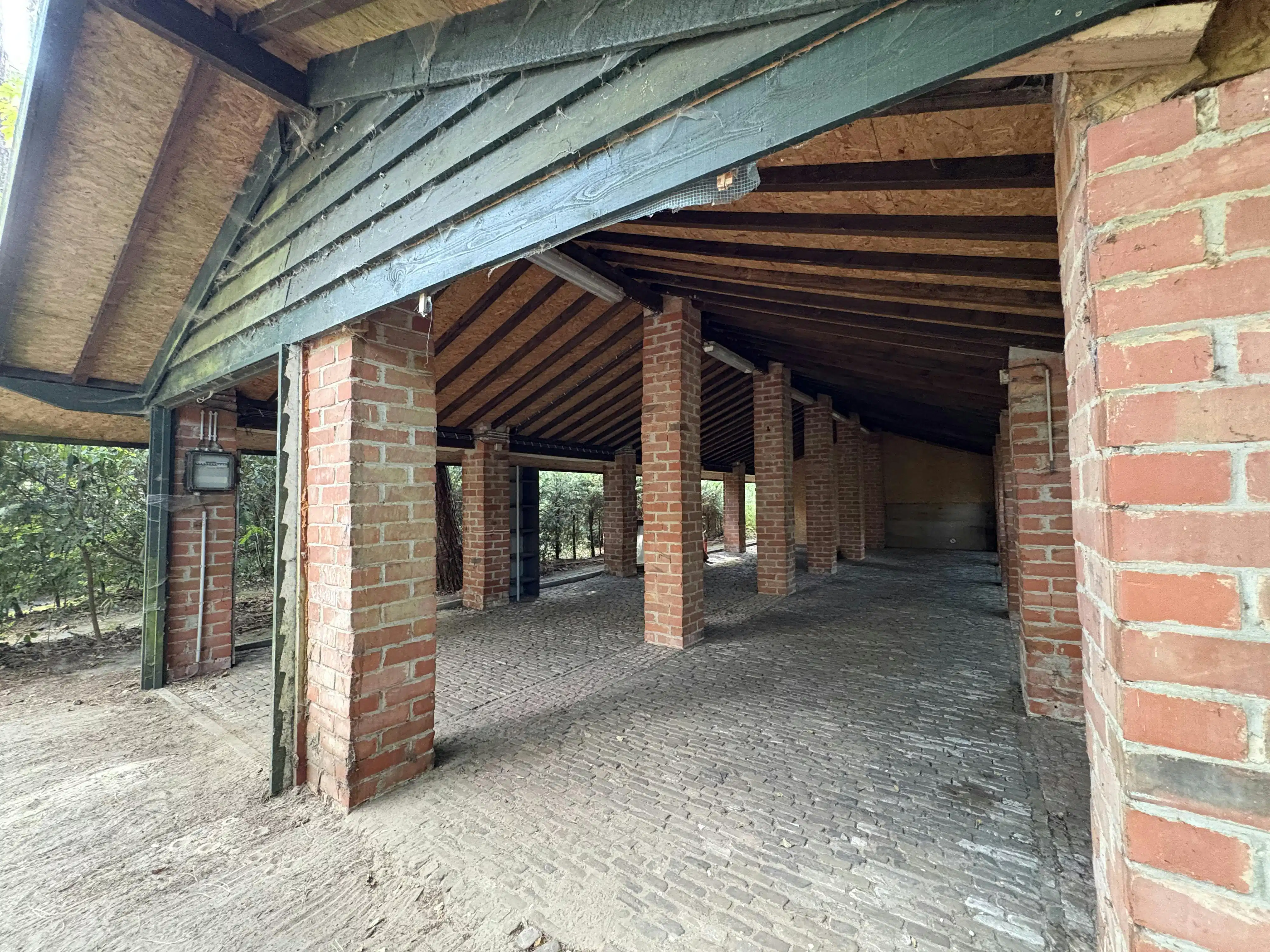 Woning met grote tuin te koop in Essen! foto 13