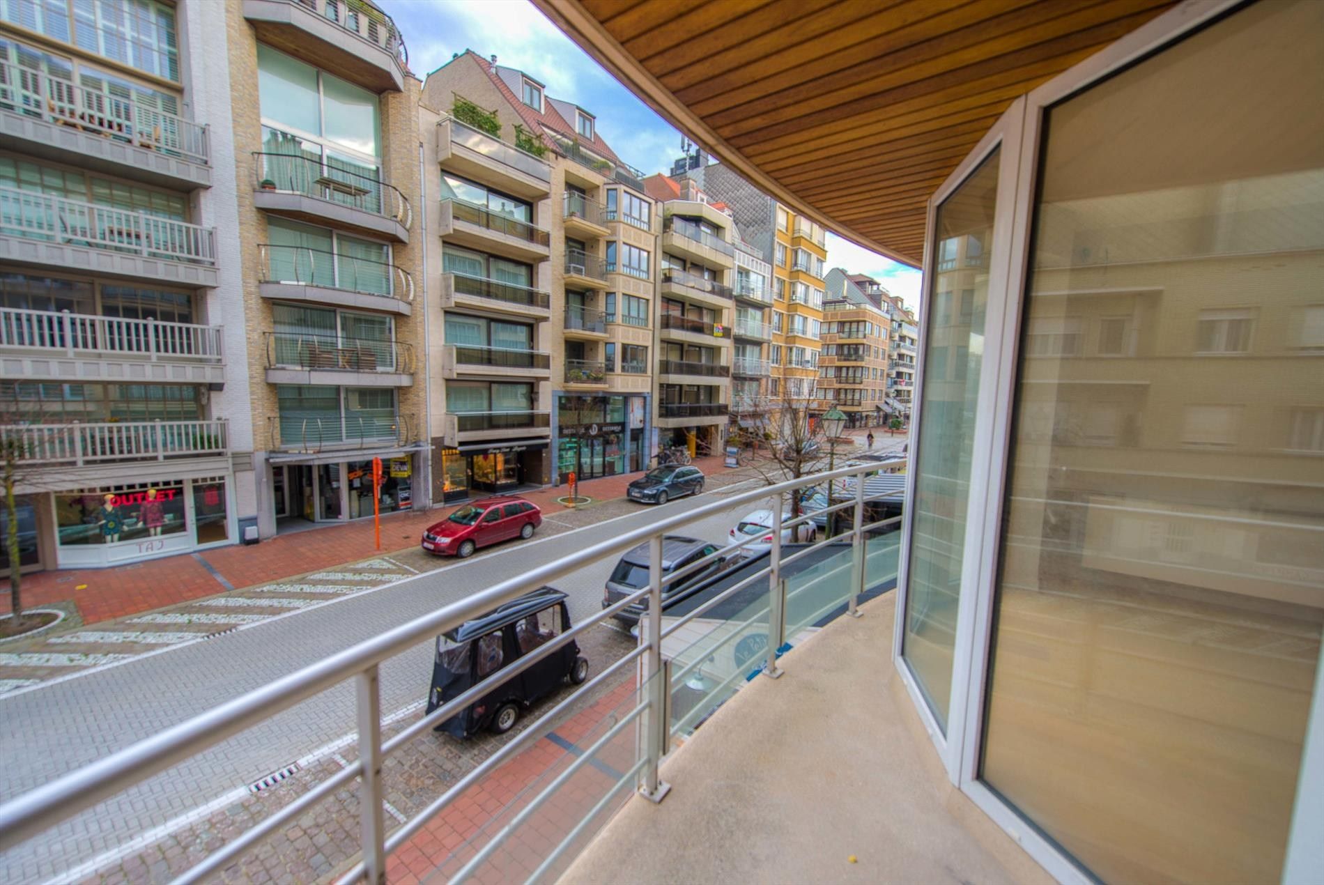 Mooi instapklaar appartement op de Dumortierlaan foto 5