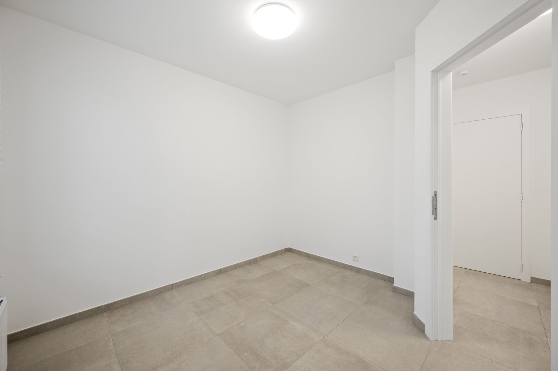 Zonnig nieuwbouw tuinappartement te ITEGEM foto 17