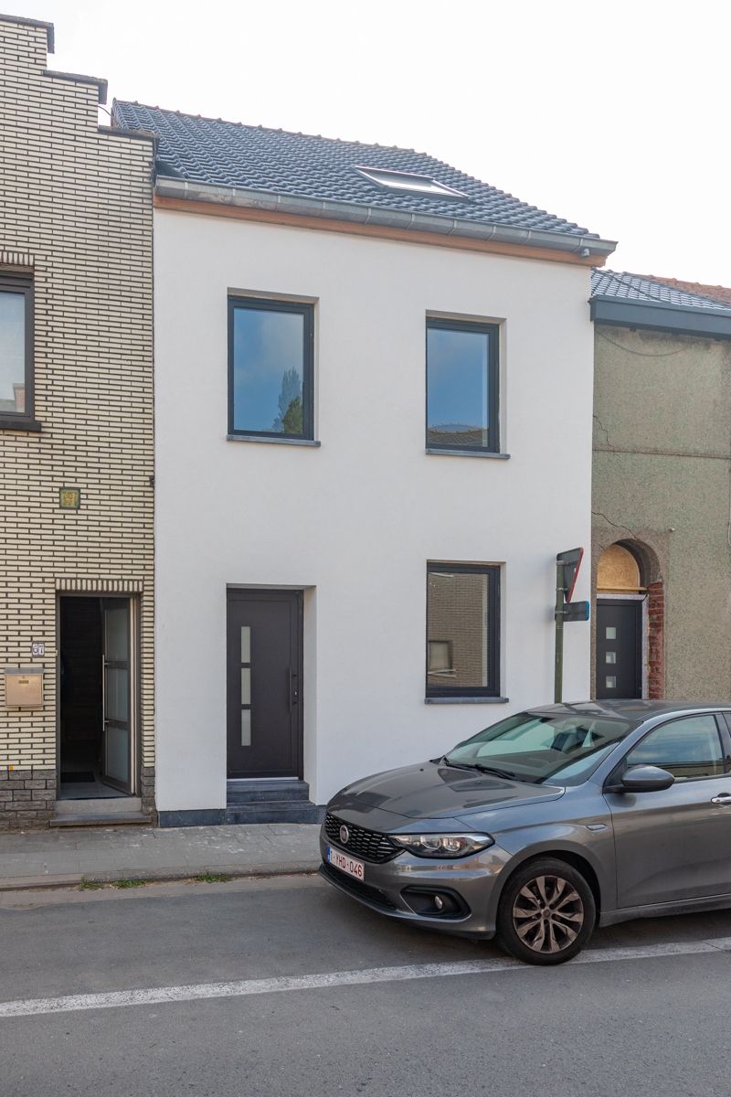 Volledig vernieuwde  woning op een boogscheut van "de Gavers" met 3 slaapkamers, ingerichte keuken, tuin met uitweg (garagemogelijkheid). Energielabel A foto 13