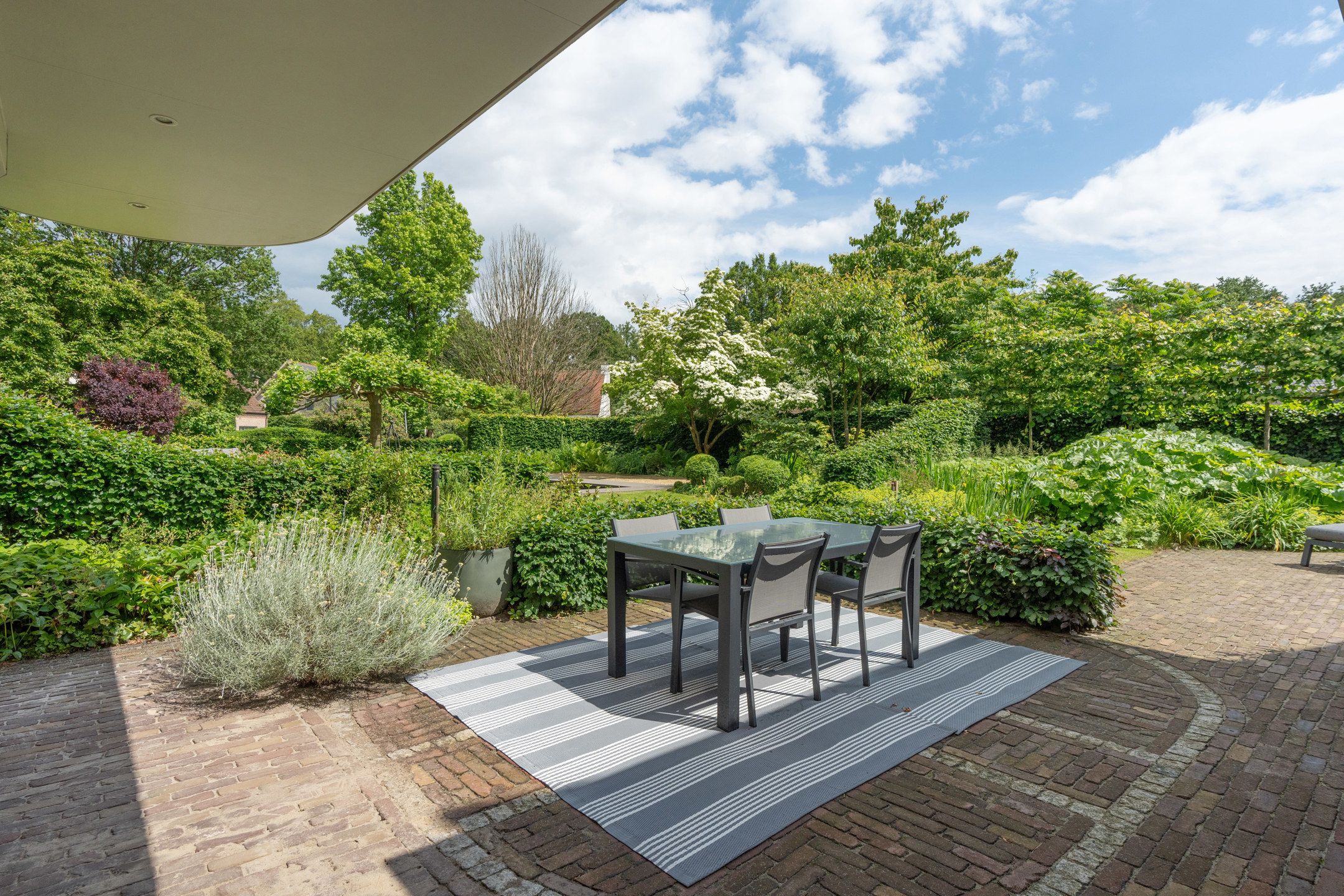 Unieke instapklare villa op 1500 m² te Oud-Turnhout foto 43