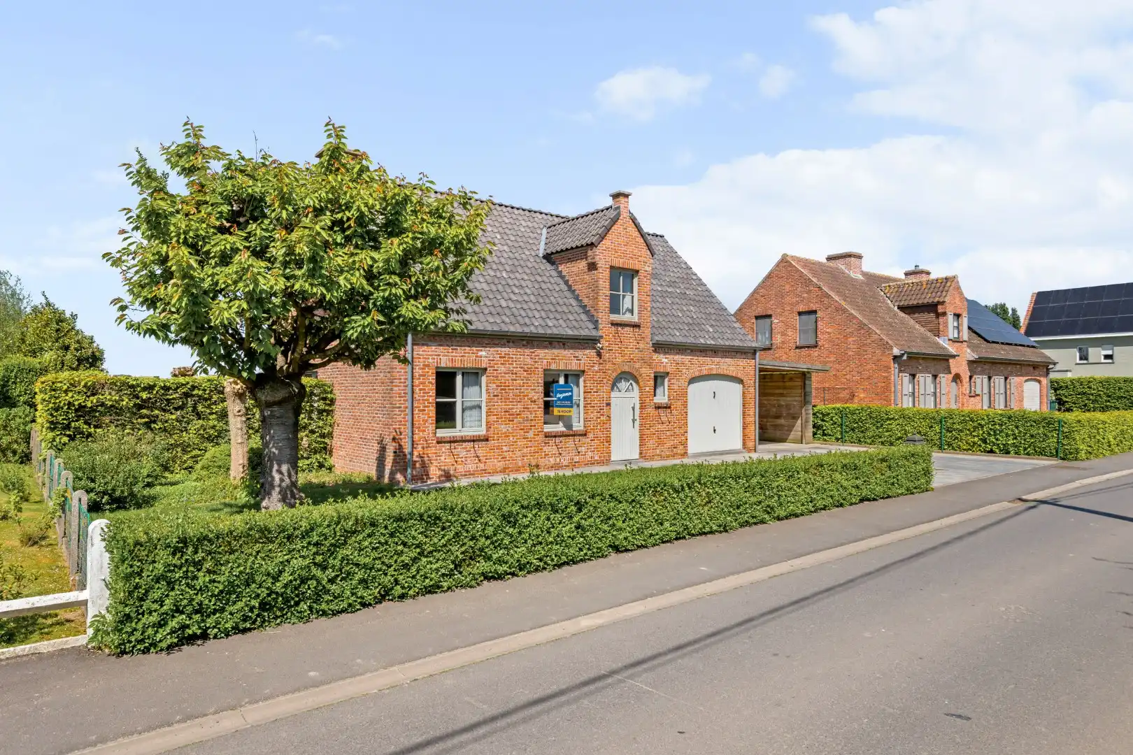 Instapklare open woning met 3 slaapkamers, garage, carport en tuin in Roeselare foto 18