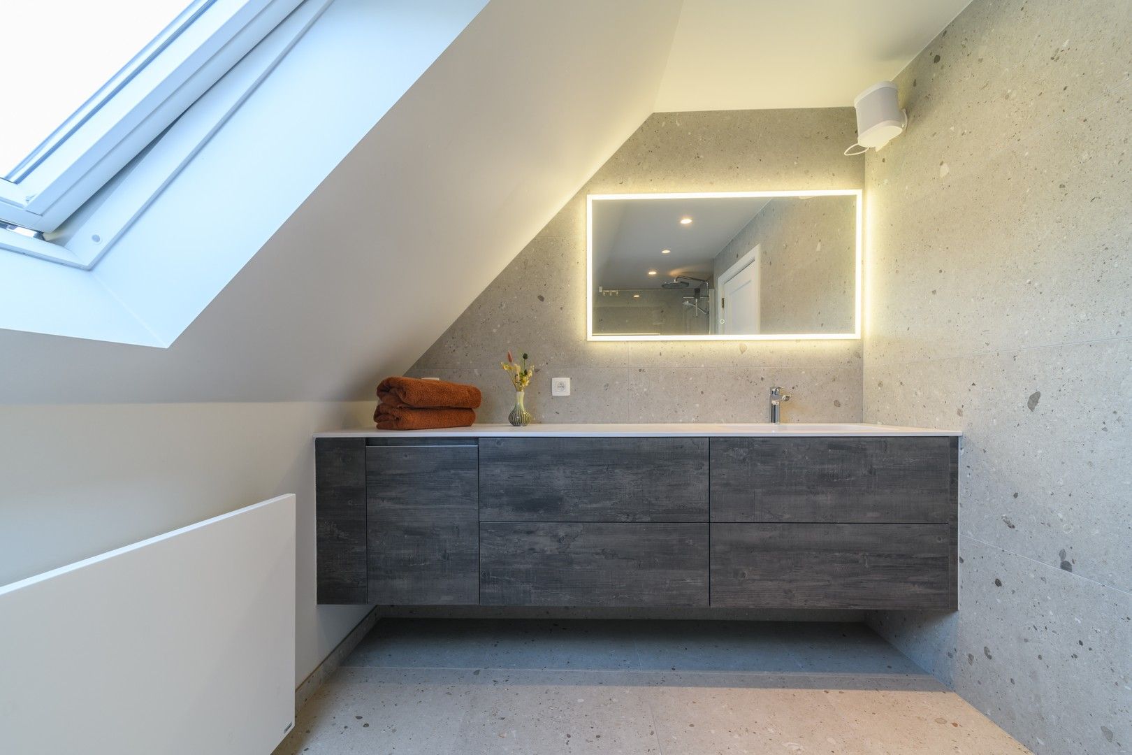 Open bebouwing gelegen in doodlopende straat te Wanzele foto 17