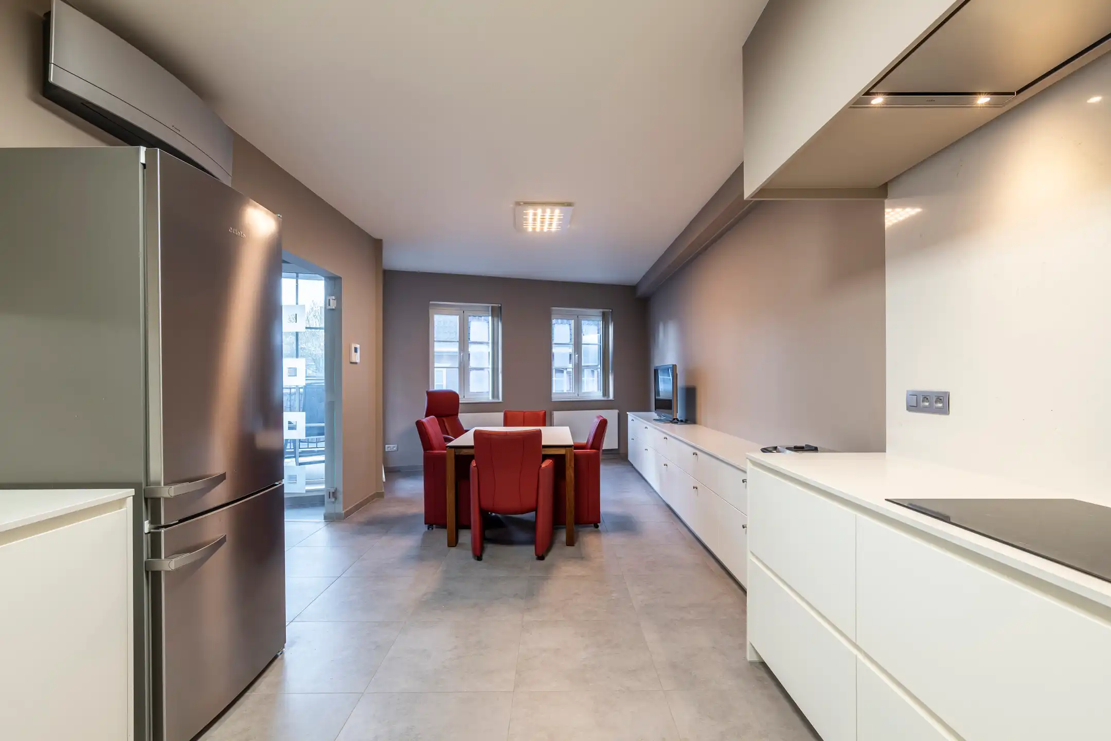 Luxueus appartement in hartje Turnhout met ondergrondse parkeerplaatsen foto 10